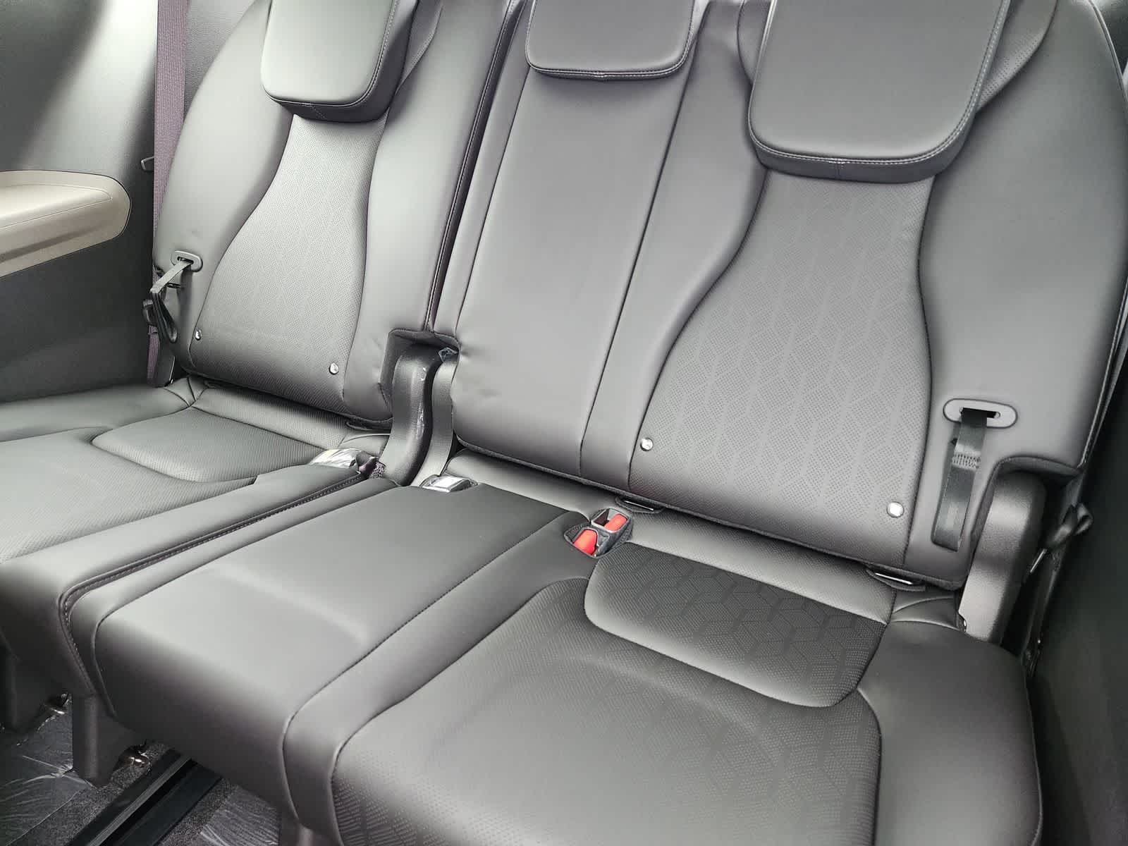 Thumbnail: 2026 Kia Carnival - 23