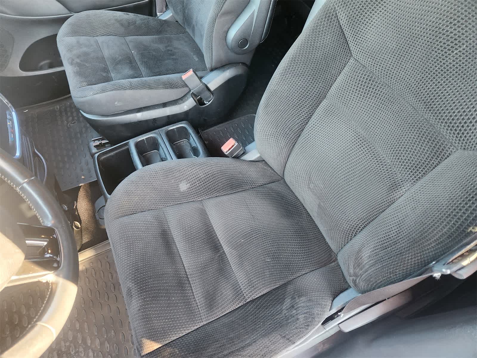 Thumbnail: 2017 Dodge Grand Caravan - 11