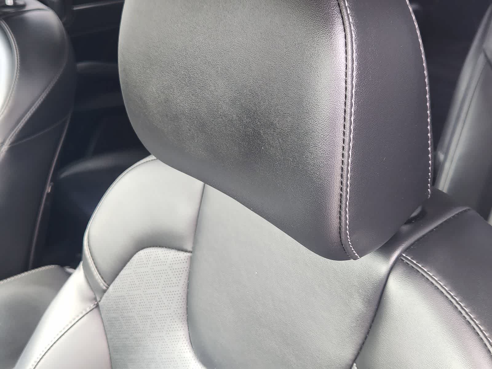 Thumbnail: 2023 Kia Sorento - 15