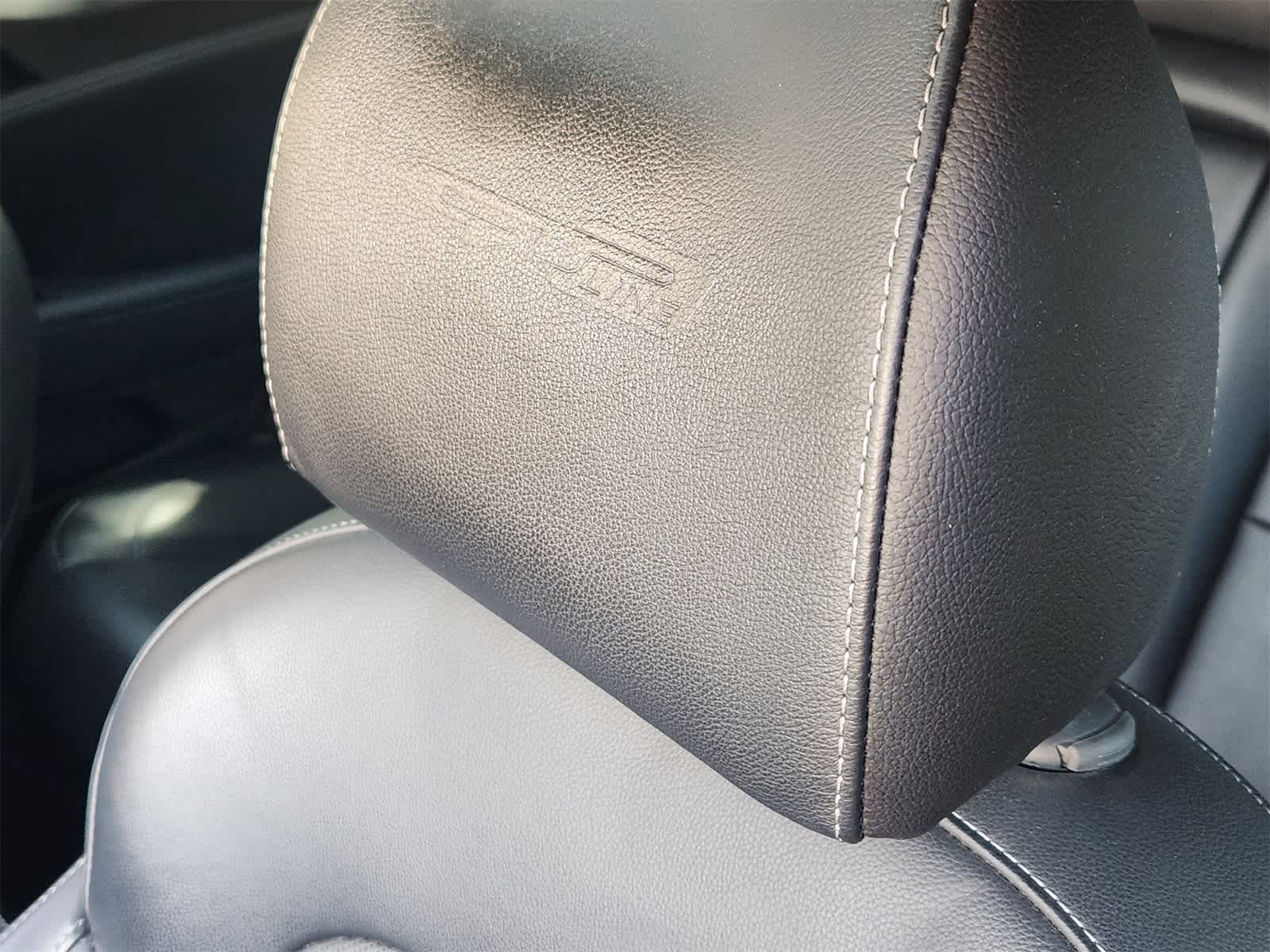 Thumbnail: 2022 Kia Stinger - 14