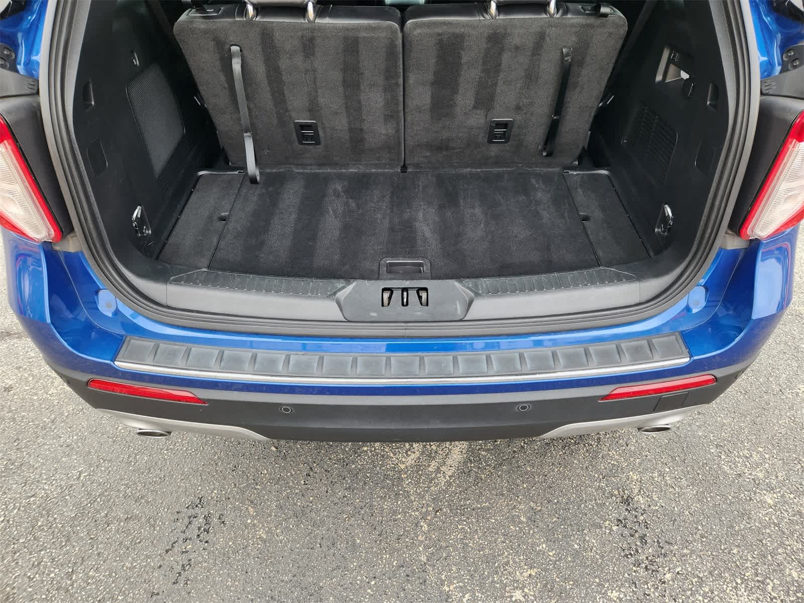 Thumbnail: 2023 Ford Explorer - 31