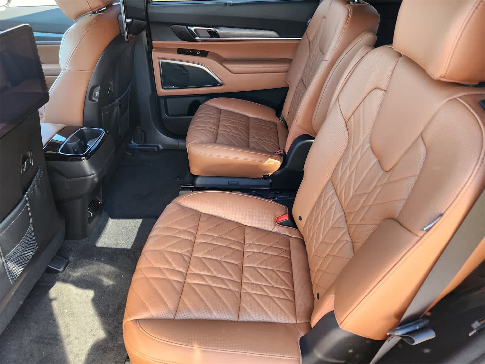 Thumbnail: 2025 Kia Telluride - 20