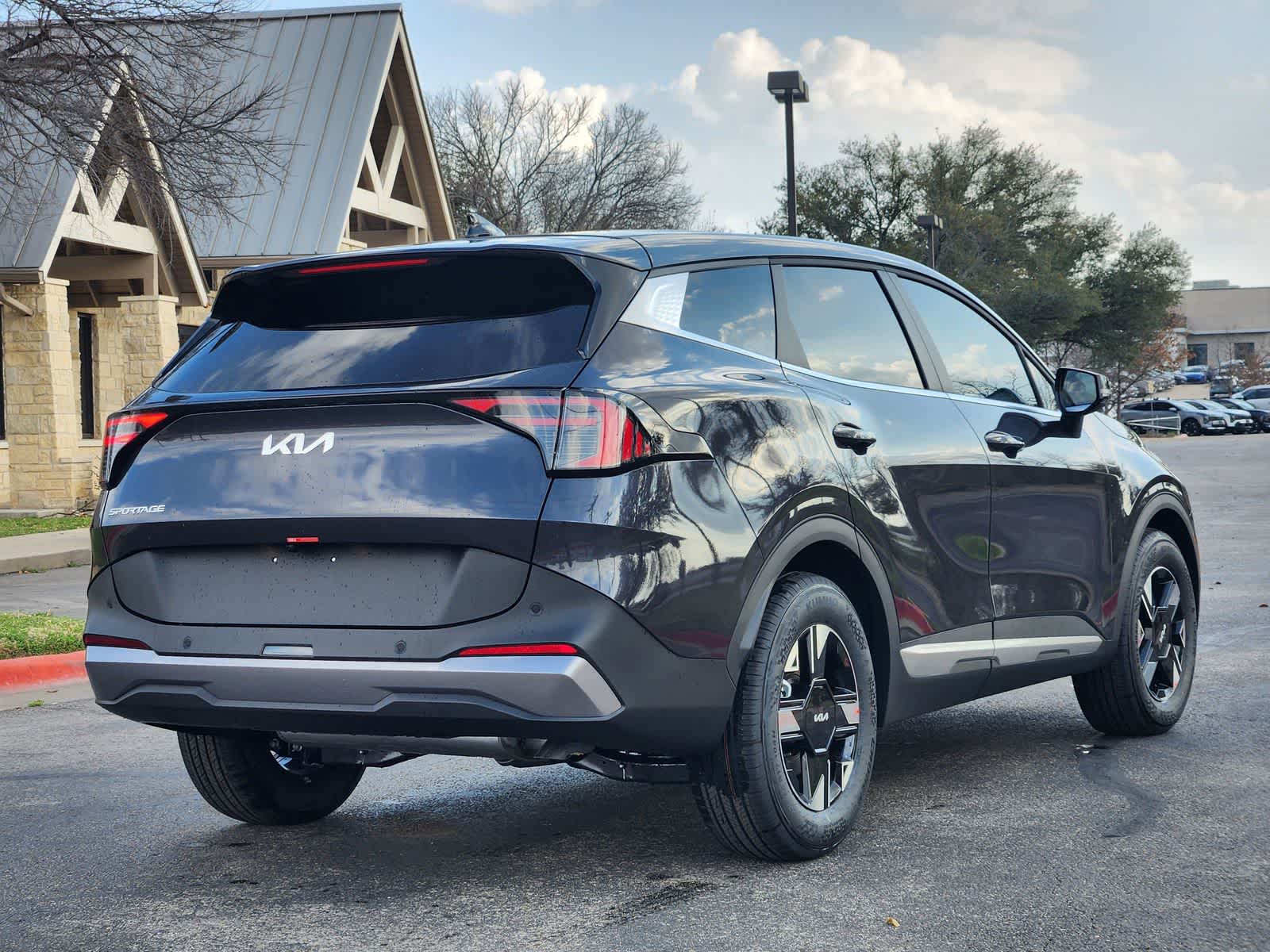 Thumbnail: 2026 Kia Sportage - 4