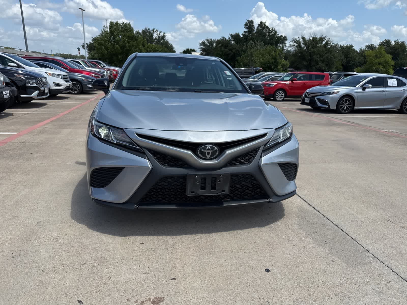 Thumbnail: 2019 Toyota Camry - 4
