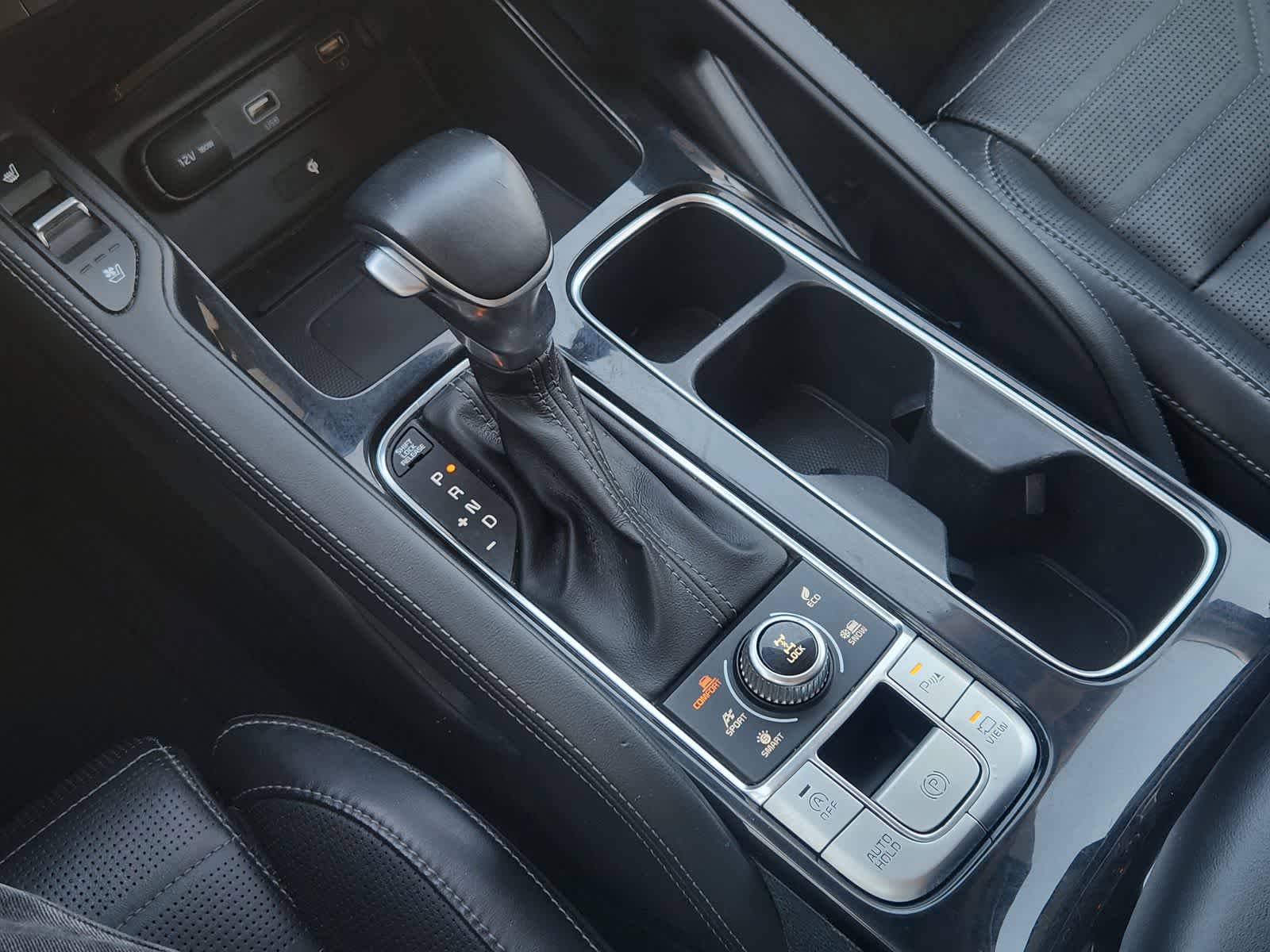 Thumbnail: 2022 Kia Telluride - 19