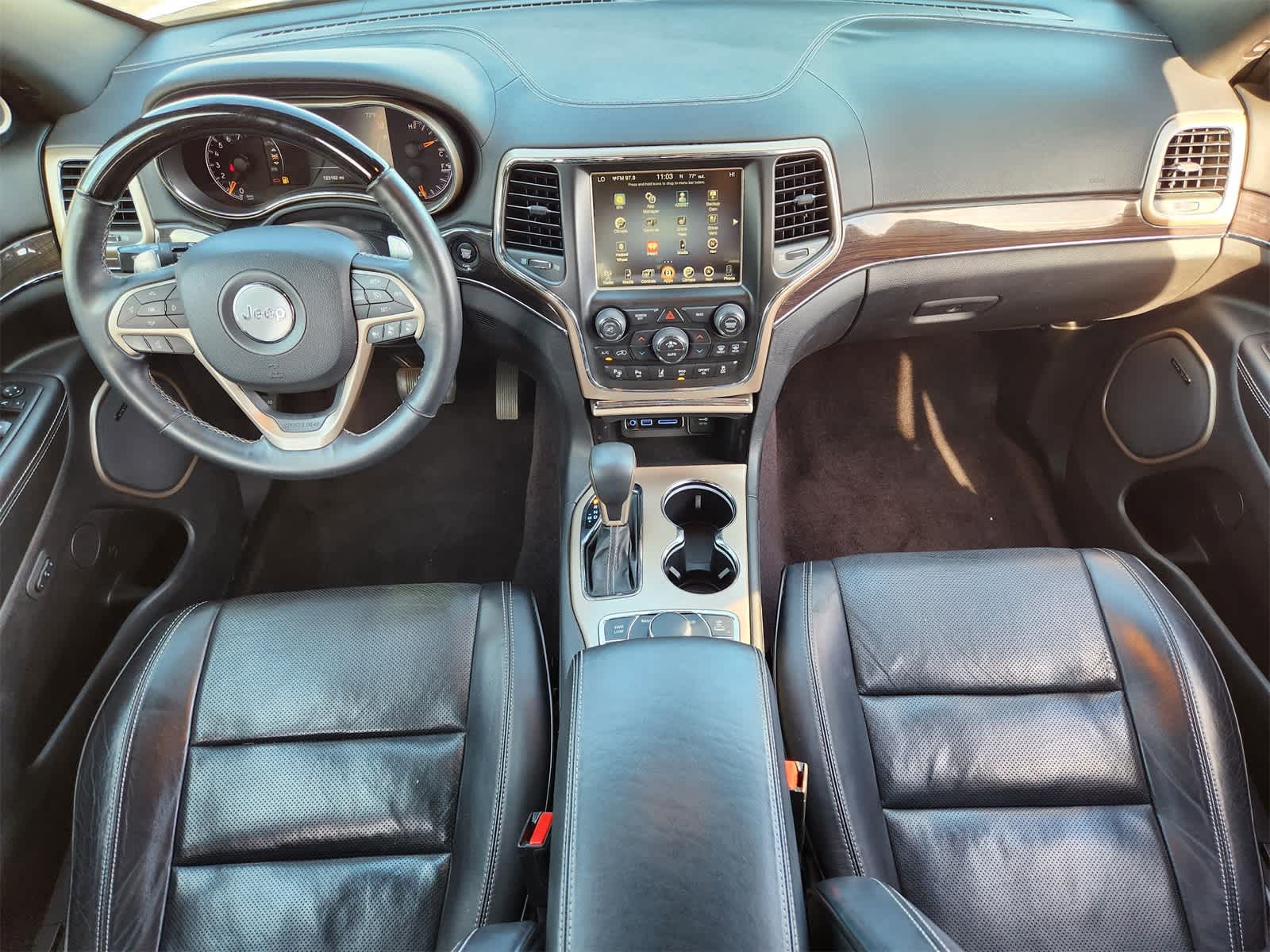 Thumbnail: 2017 Jeep Grand Cherokee - 26