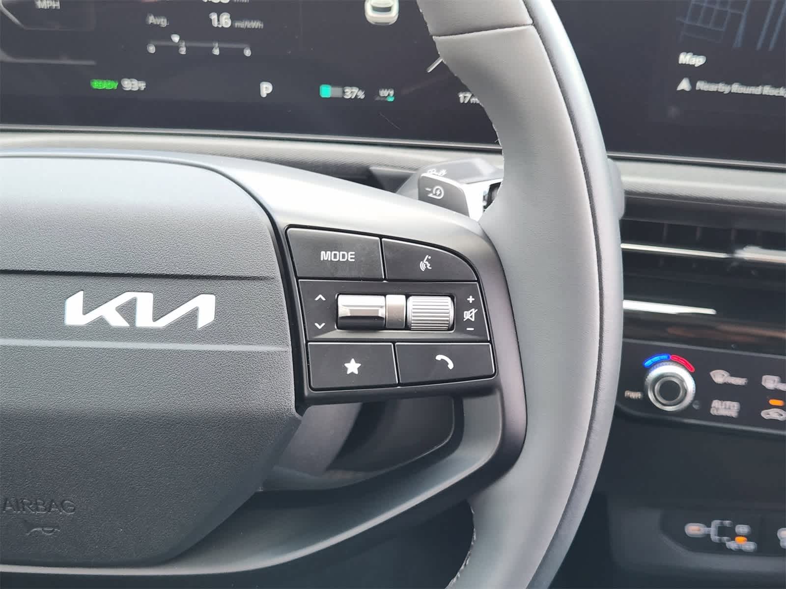 Thumbnail: 2025 Kia EV6 - 24