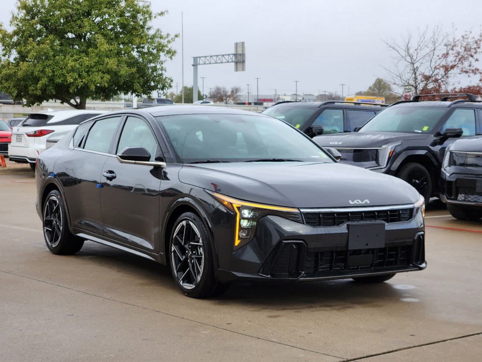 Thumbnail: 2025 Kia K4 - 2