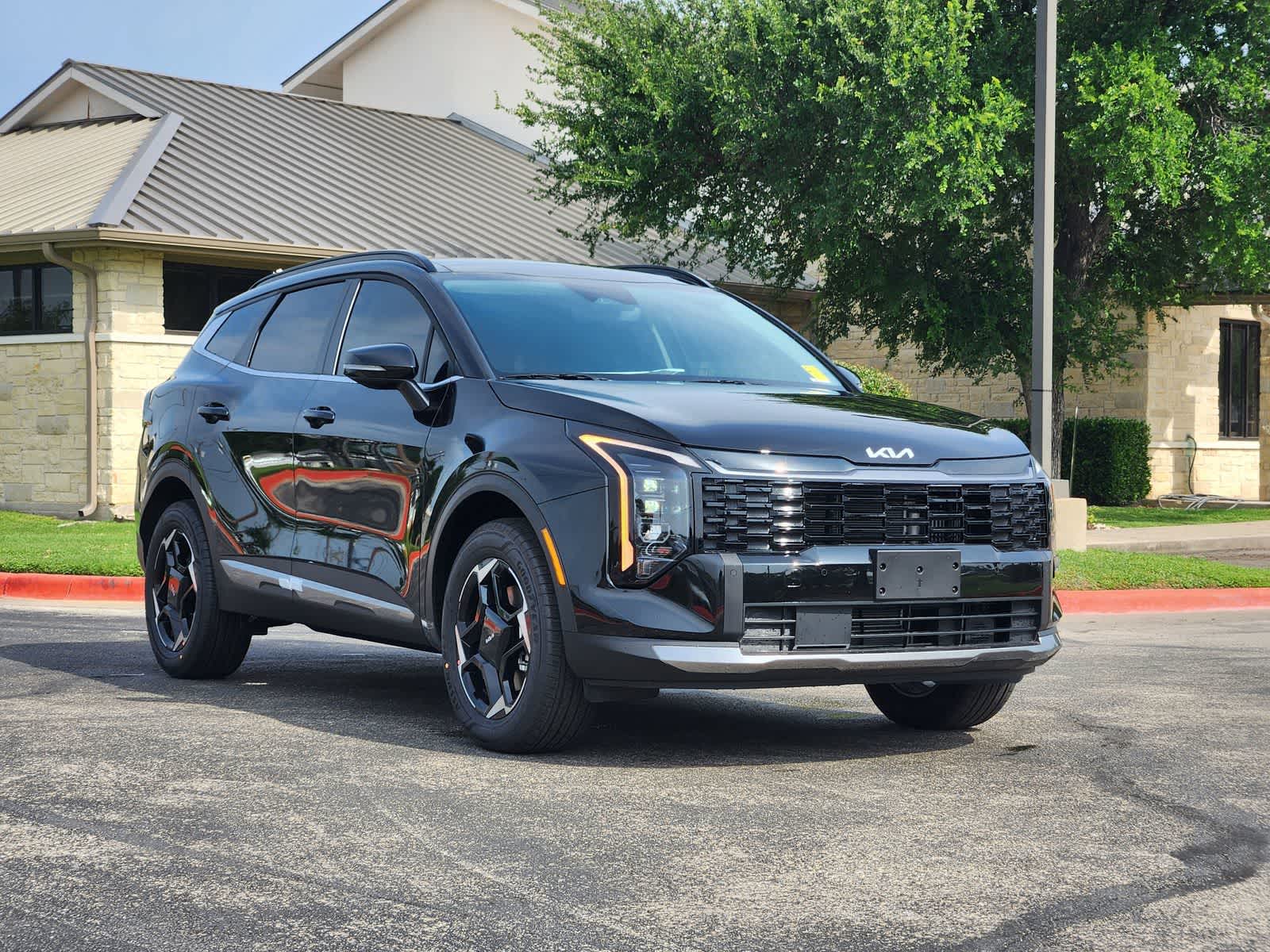 Thumbnail: 2026 Kia Sportage - 3