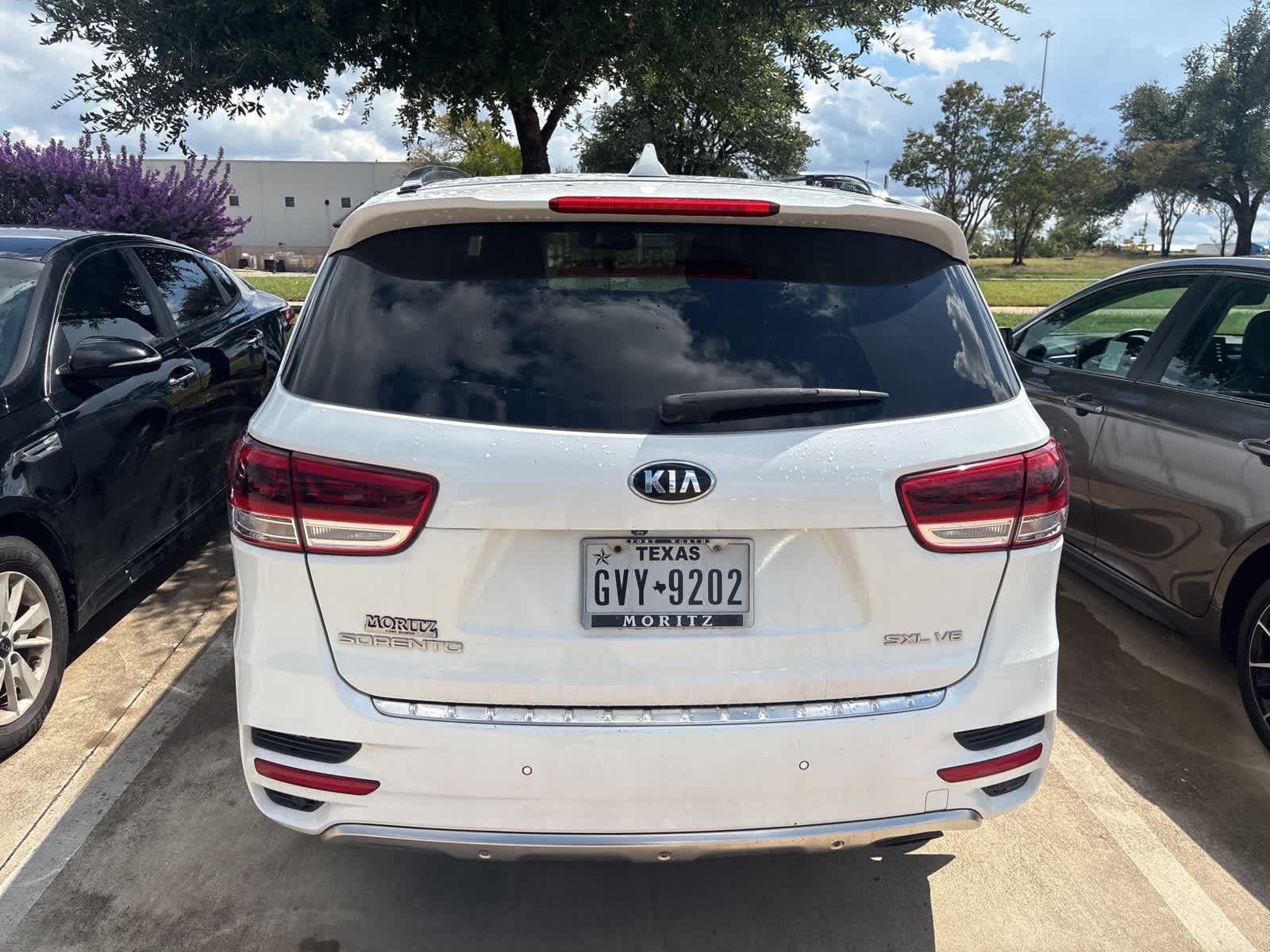 Thumbnail: 2016 Kia Sorento - 3