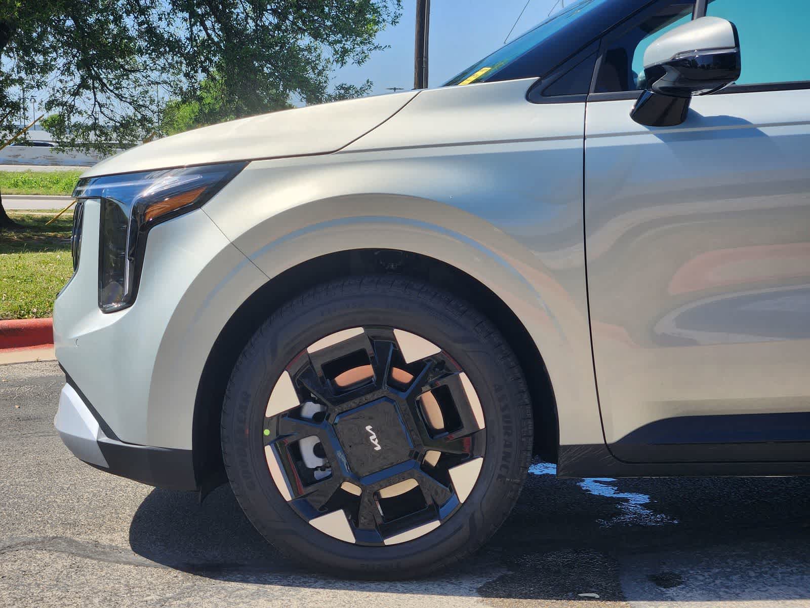 Thumbnail: 2026 Kia Carnival - 8