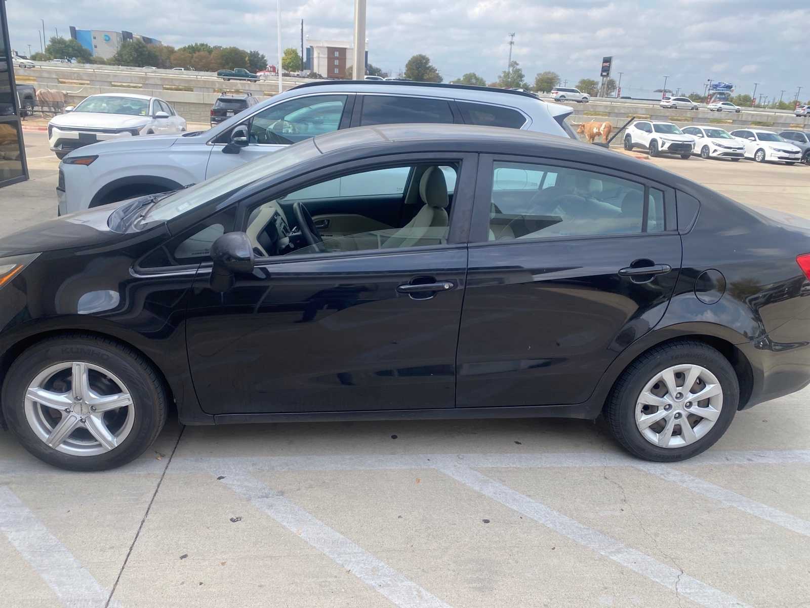 Thumbnail: 2012 Kia Rio - 3