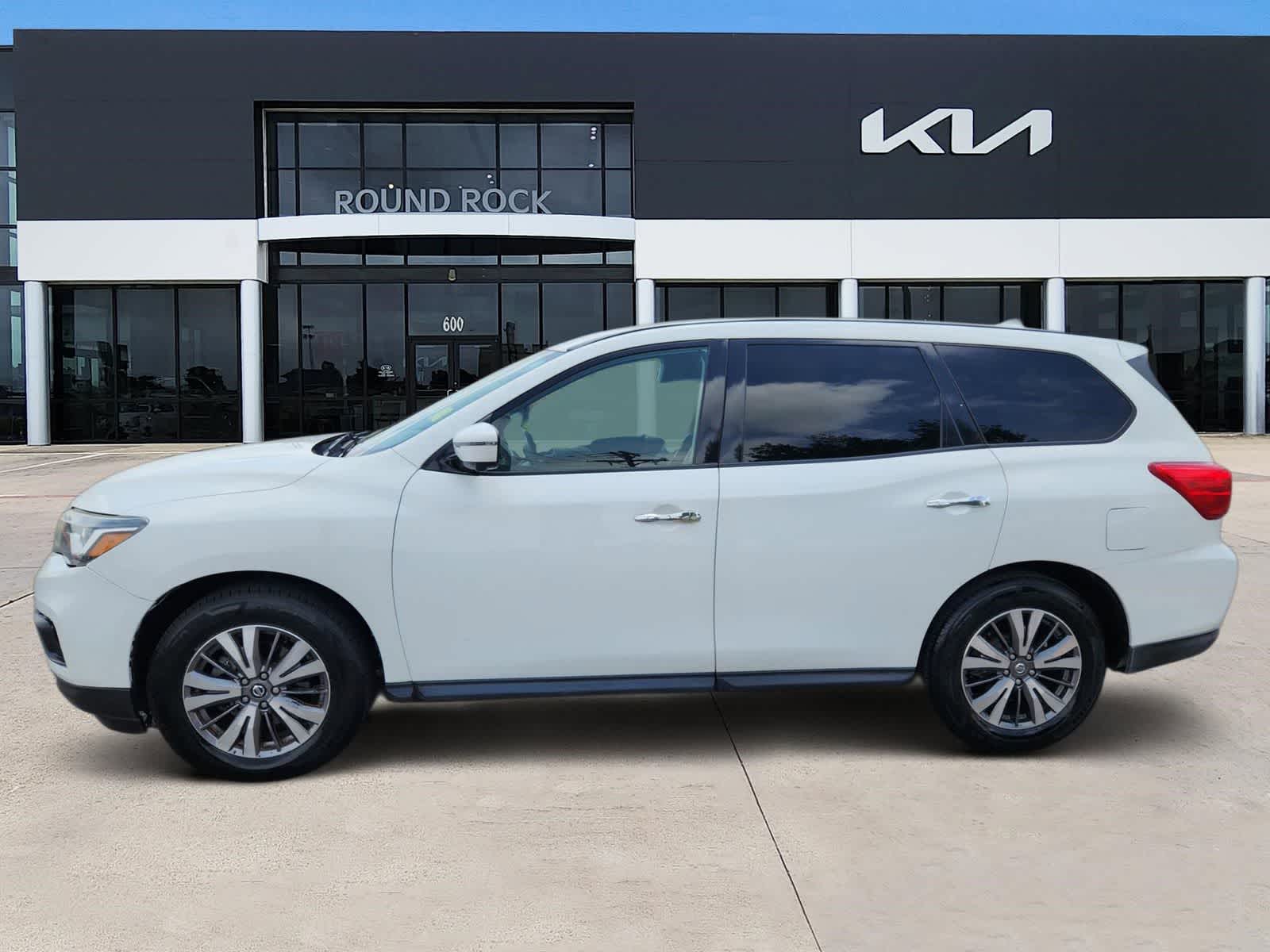 Thumbnail: 2020 Nissan Pathfinder - 4
