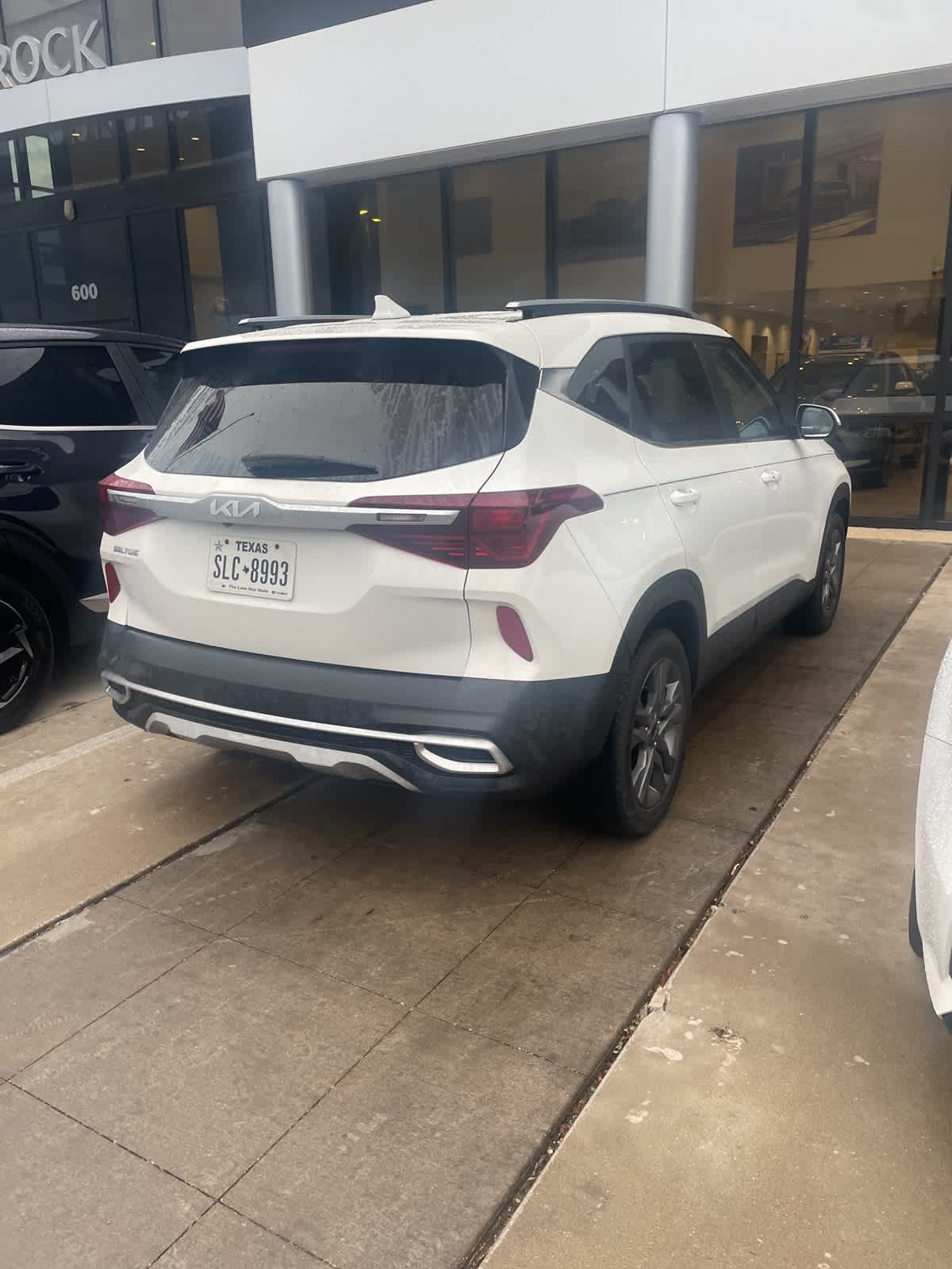 Thumbnail: 2023 Kia Seltos - 4