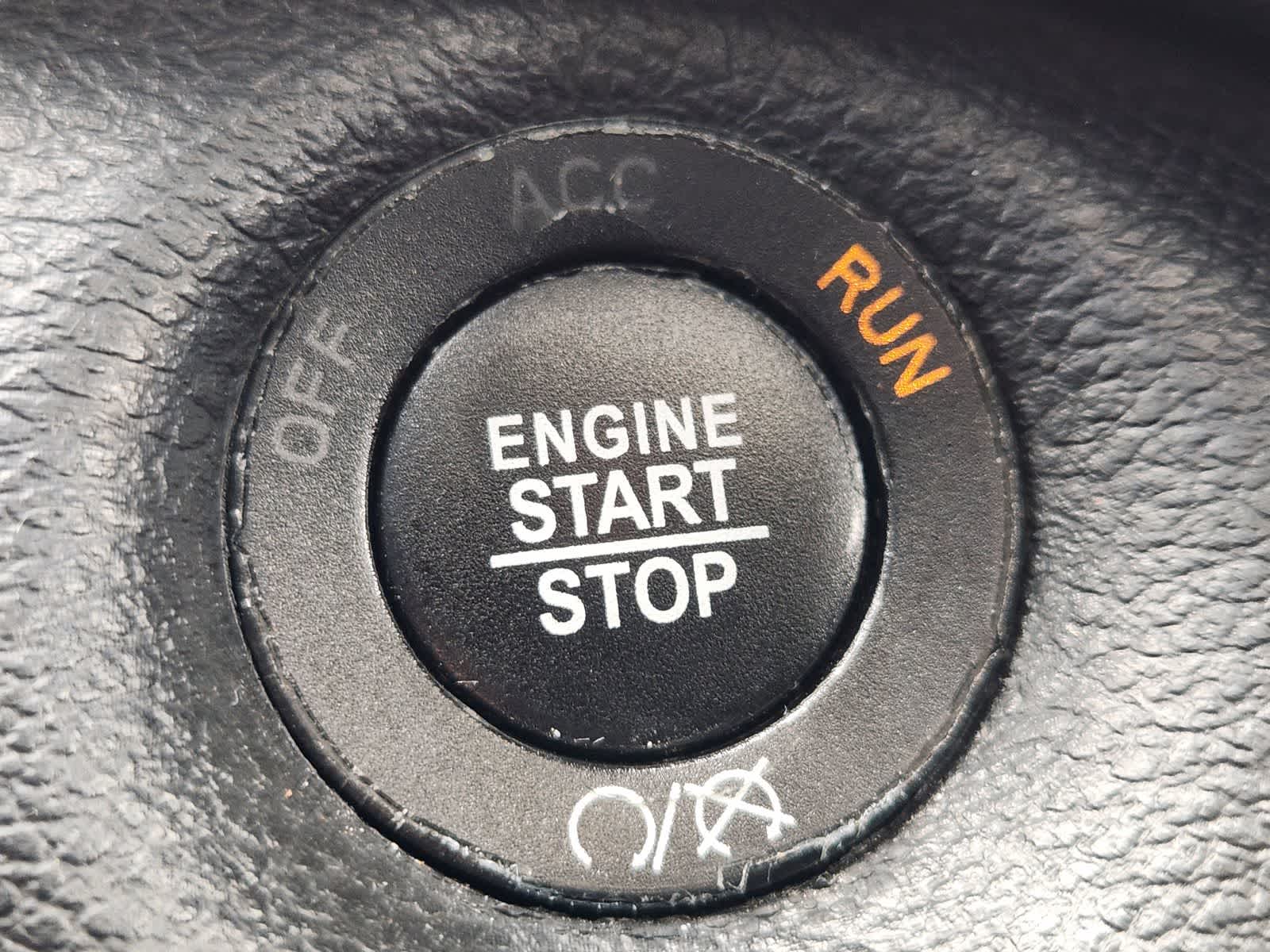 Thumbnail: 2020 Jeep Cherokee - 21