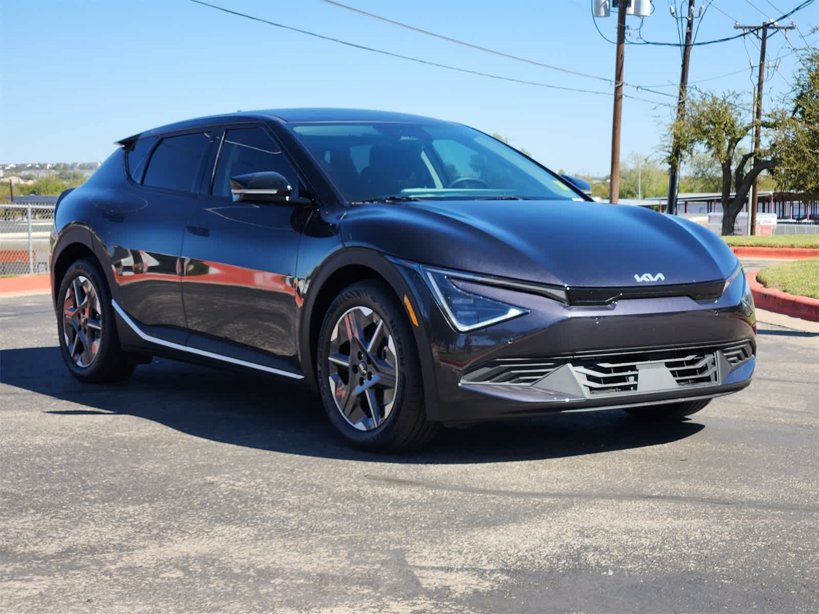 Thumbnail: 2025 Kia EV6 - 3