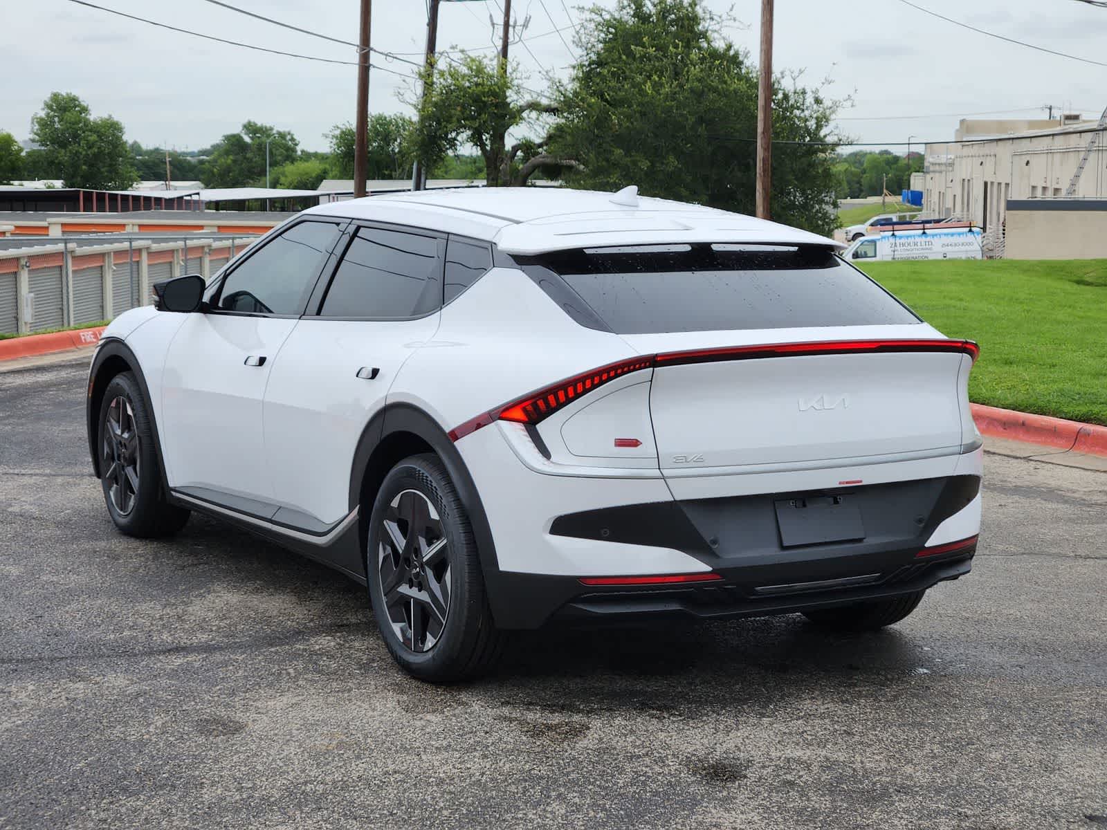 Thumbnail: 2026 Kia EV6 - 5