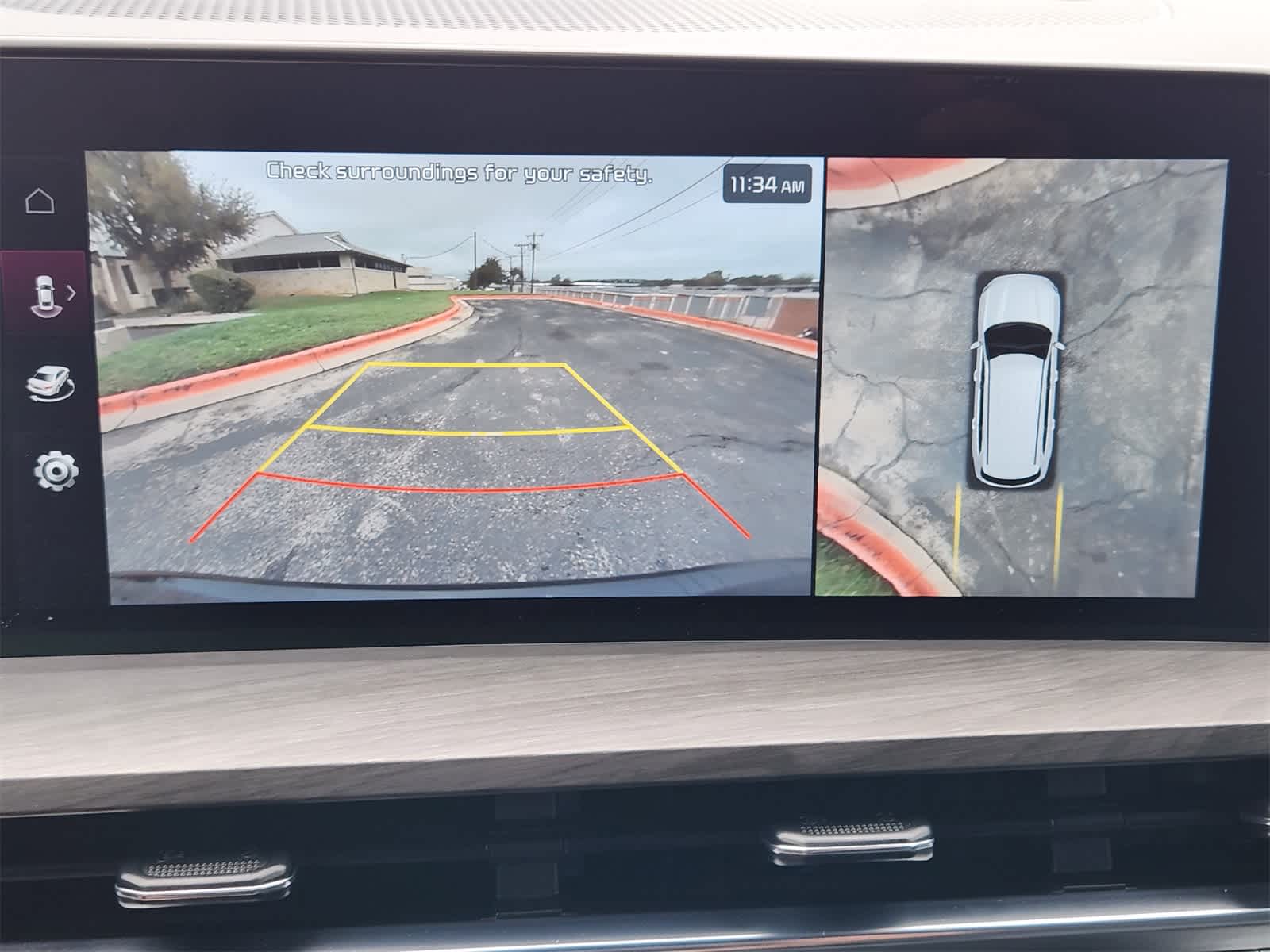 Thumbnail: 2024 Kia Telluride - 18