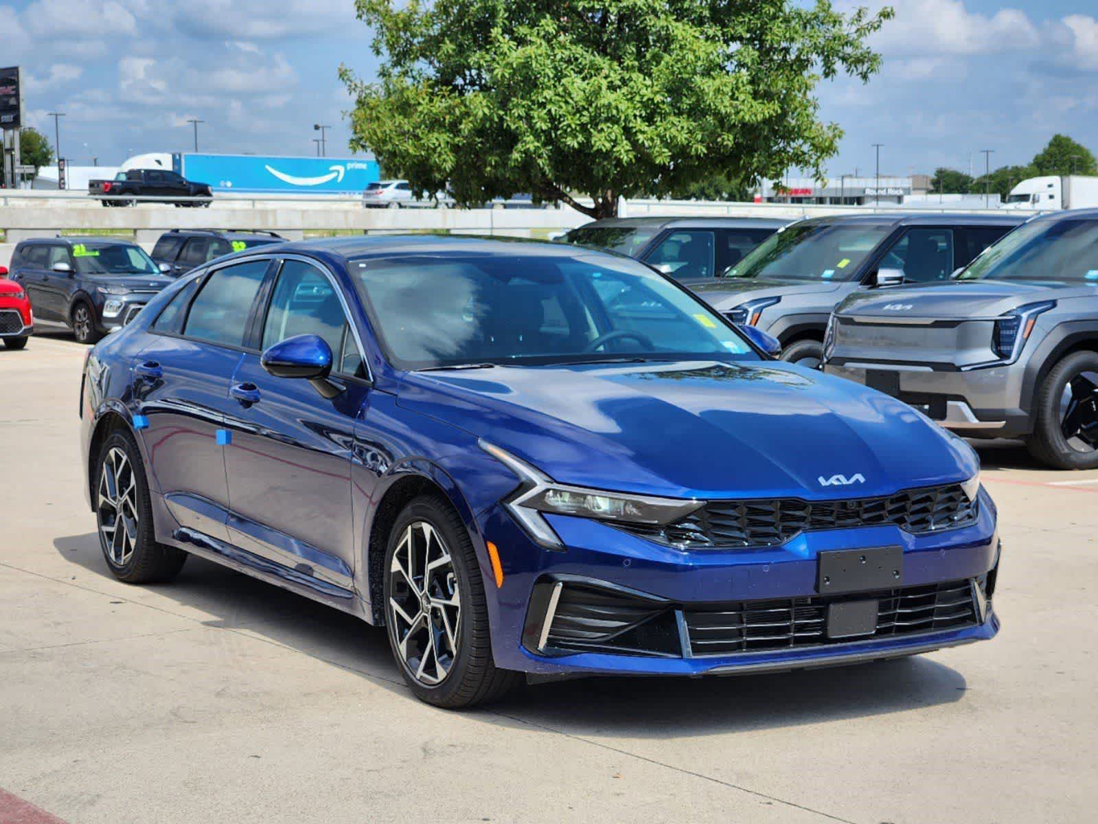 Thumbnail: 2025 Kia K5 - 2