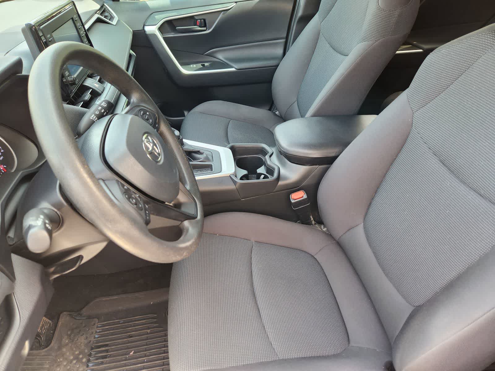 Thumbnail: 2021 Toyota RAV4 - 13