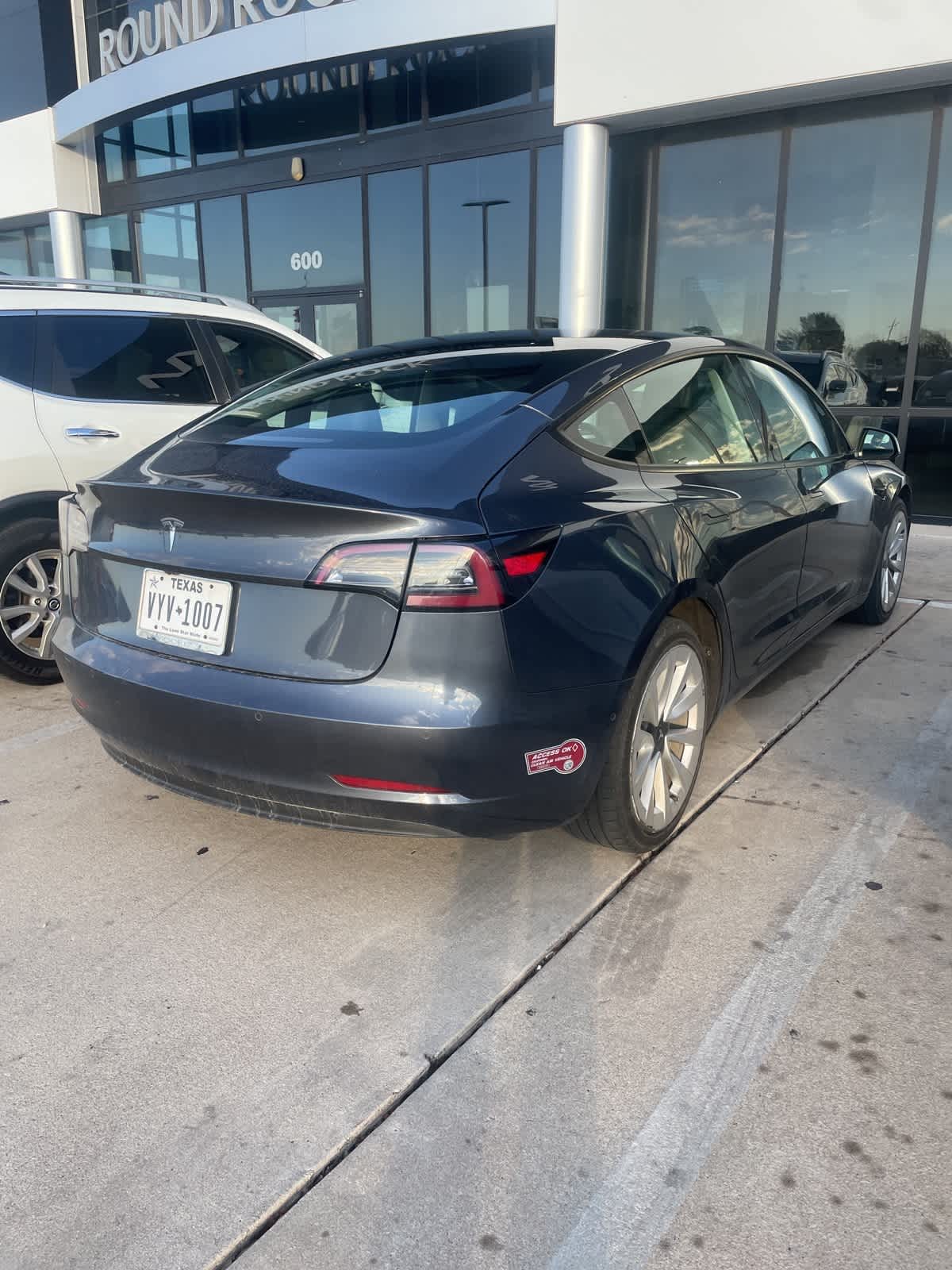2022 Tesla Model 3 photo 3