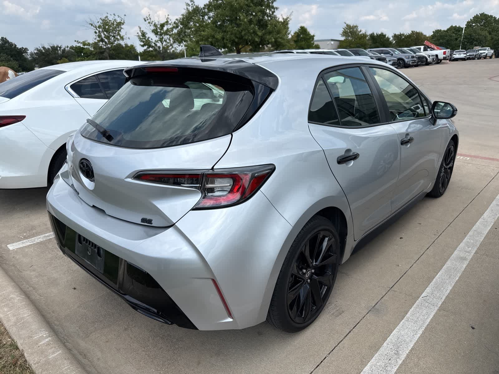 2022 Toyota Corolla SE photo 4