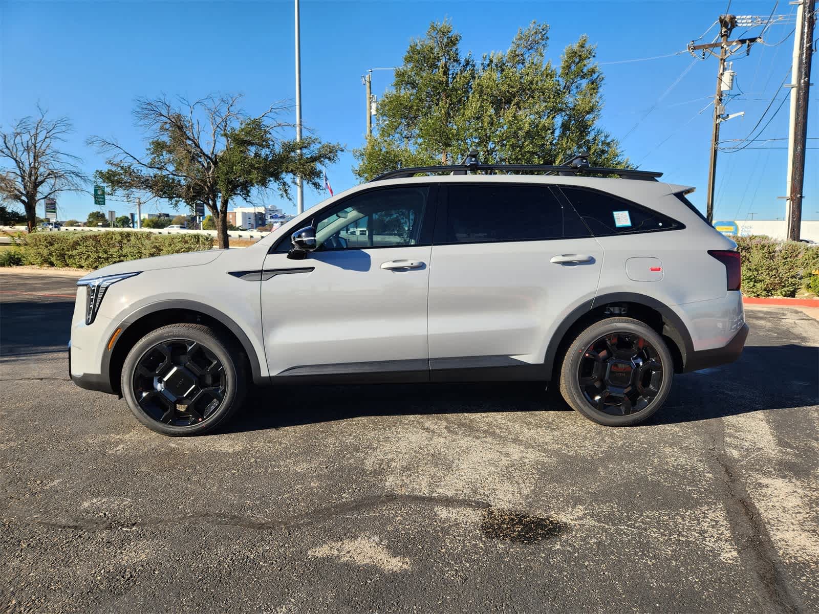 Thumbnail: 2026 Kia Sorento - 4