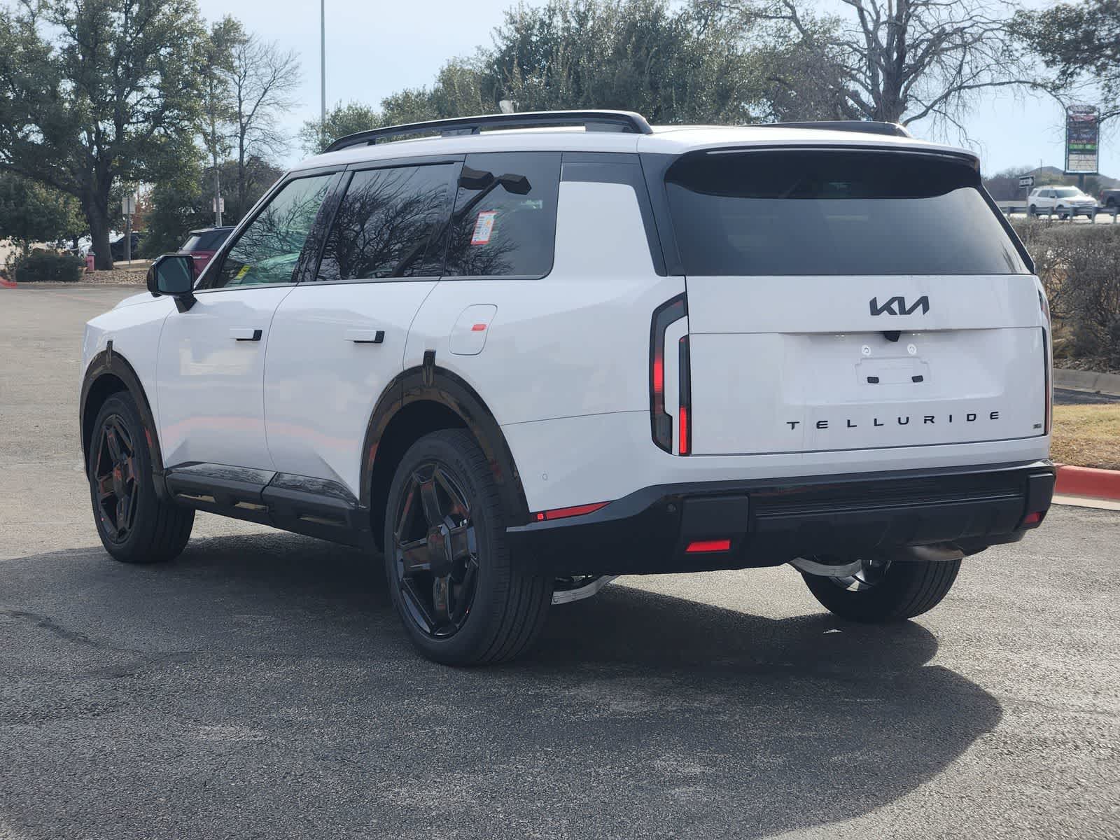 Thumbnail: 2027 Kia Telluride - 4
