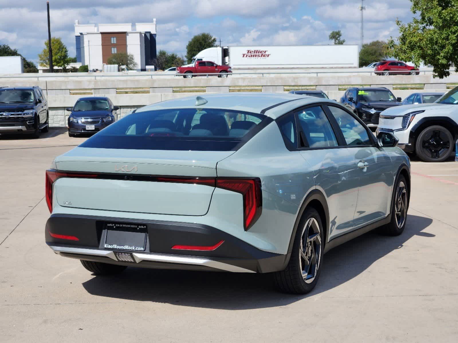 Thumbnail: 2025 Kia K4 - 4