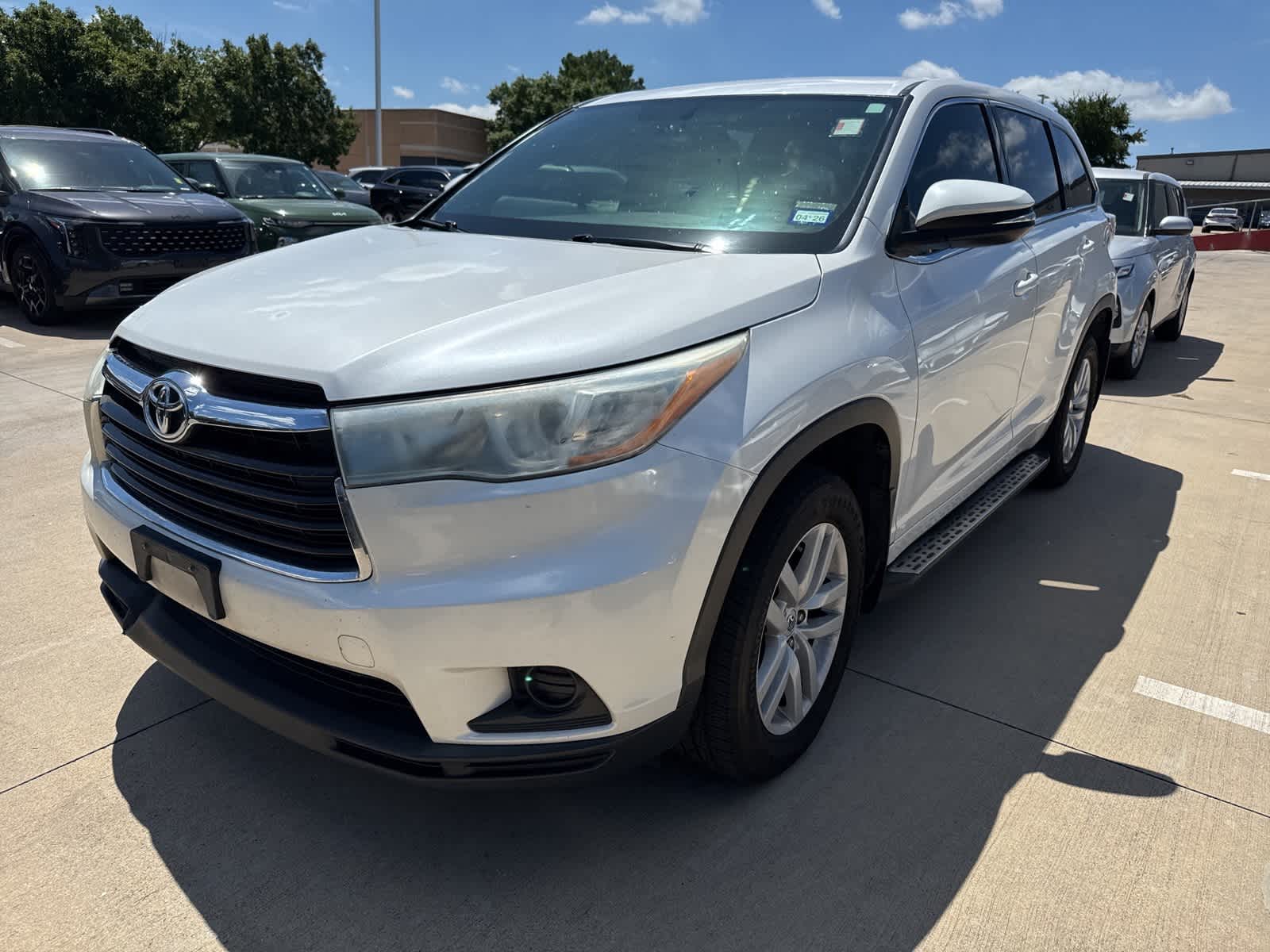 Thumbnail: 2015 Toyota Highlander - 1