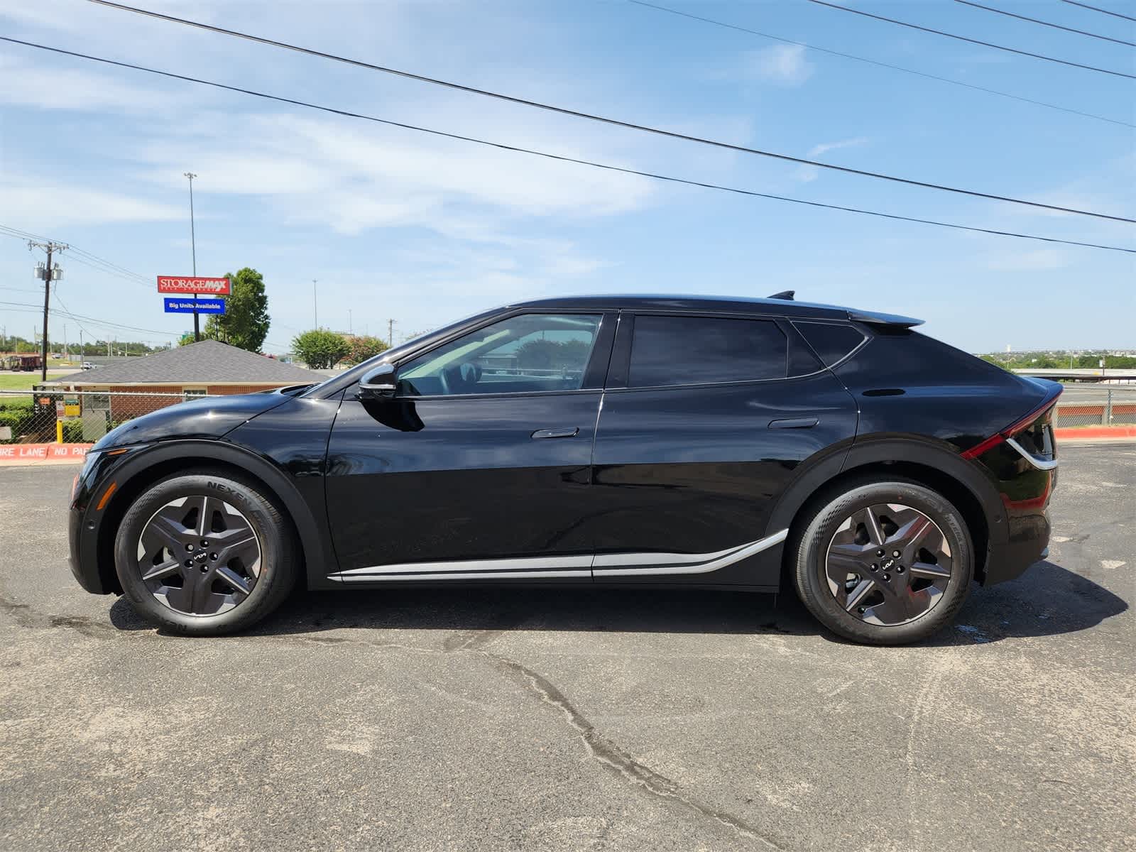 Thumbnail: 2025 Kia EV6 - 4