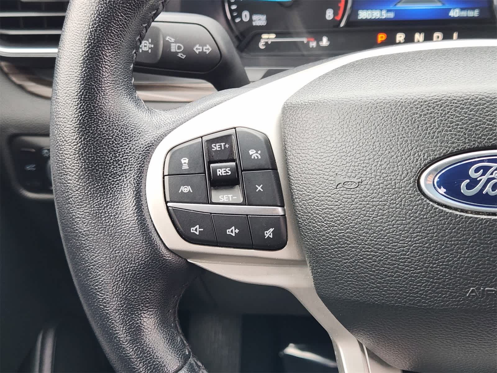 Thumbnail: 2023 Ford Explorer - 27