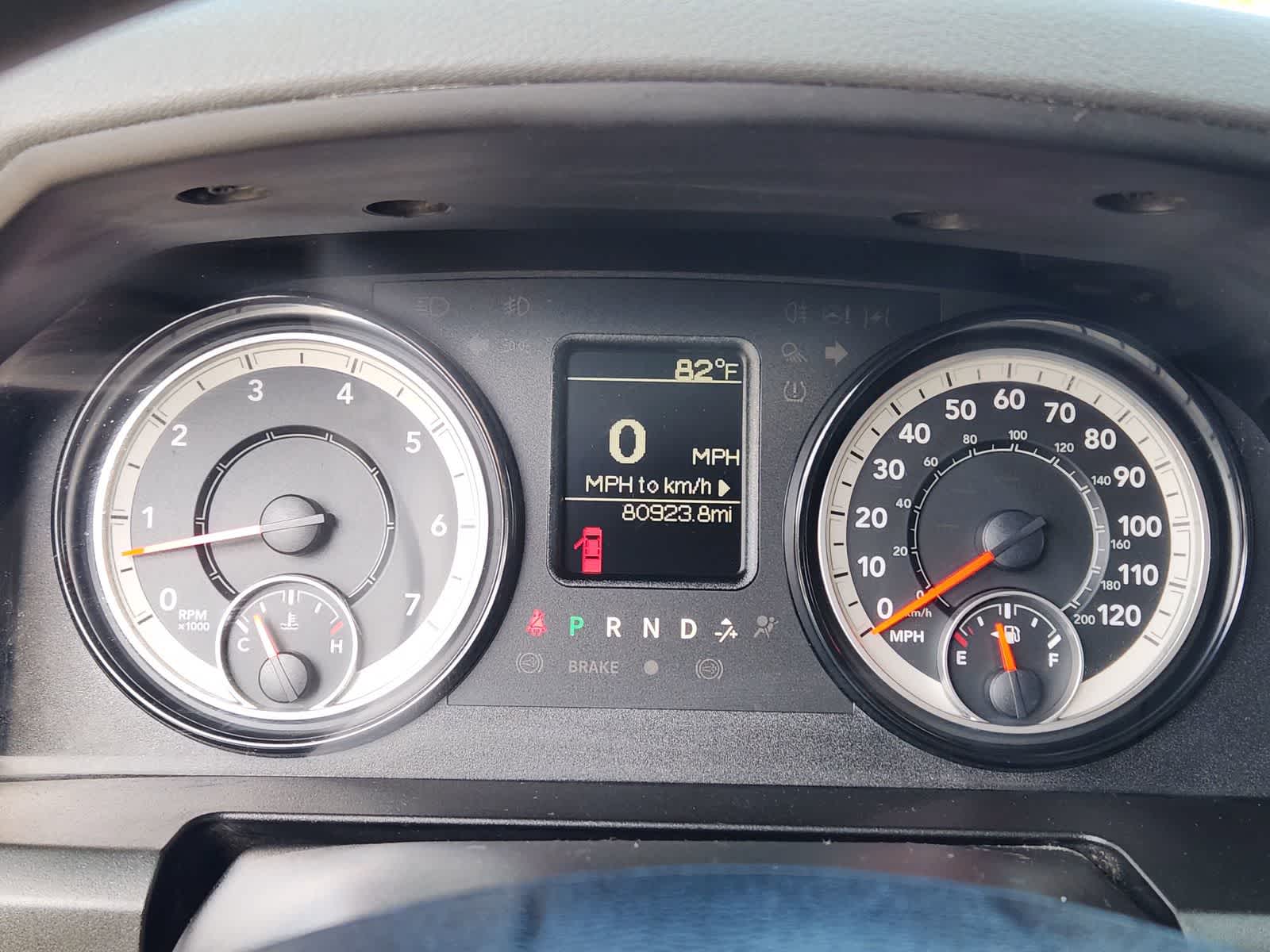 Thumbnail: 2019 RAM 1500 Classic - 14