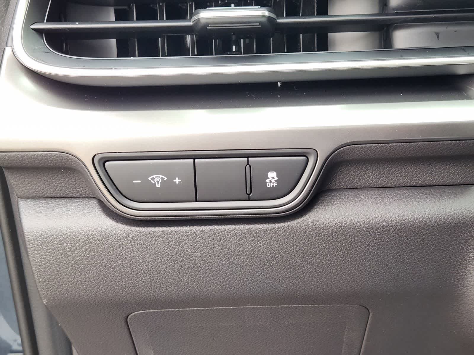 Thumbnail: 2026 Kia Carnival - 16
