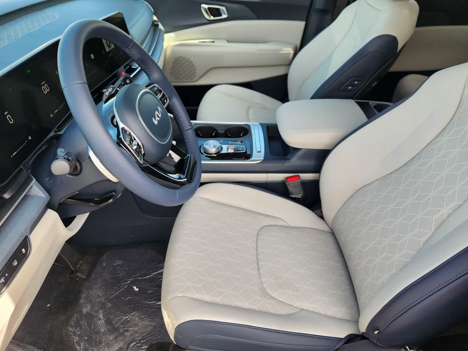 Thumbnail: 2026 Kia Carnival - 12