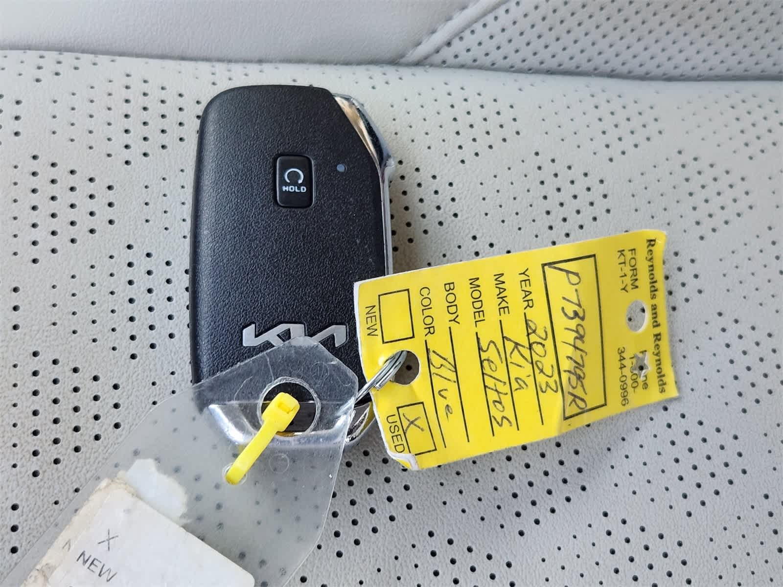 Thumbnail: 2023 Kia Seltos - 32