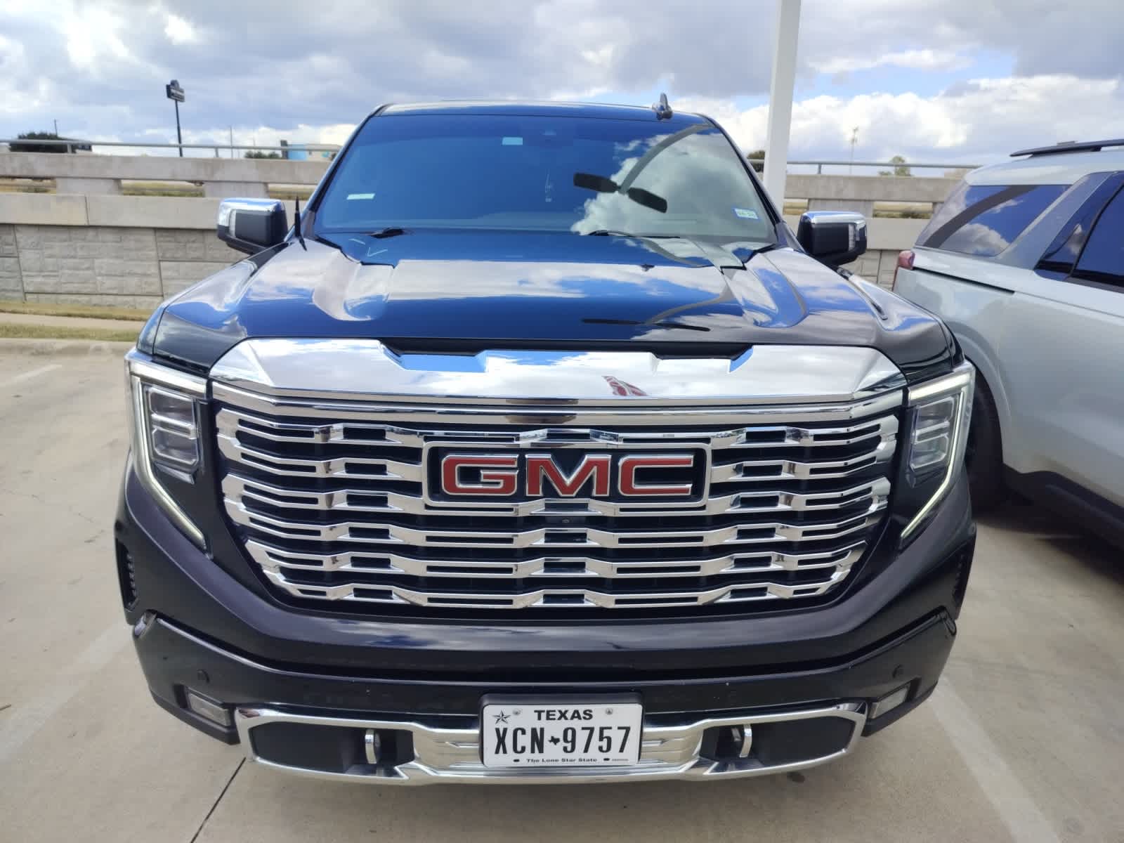 Thumbnail: 2023 GMC Sierra 1500 - 2