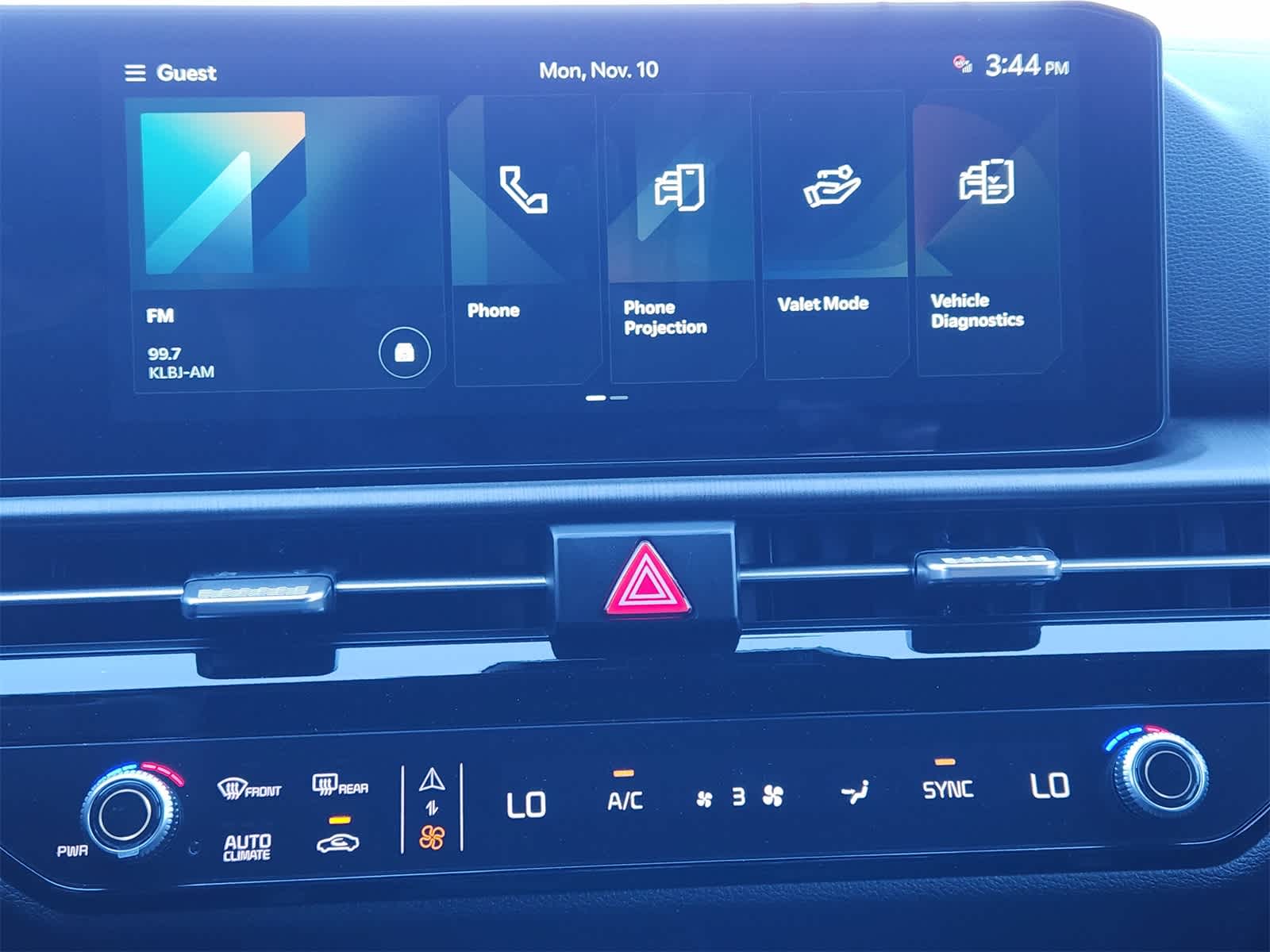 Thumbnail: 2026 Kia Sportage - 14