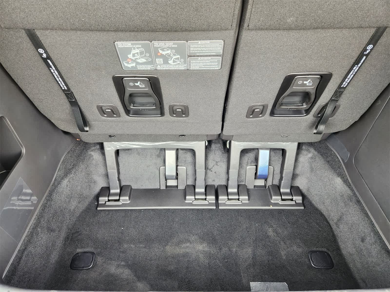 Thumbnail: 2026 Kia Carnival - 24