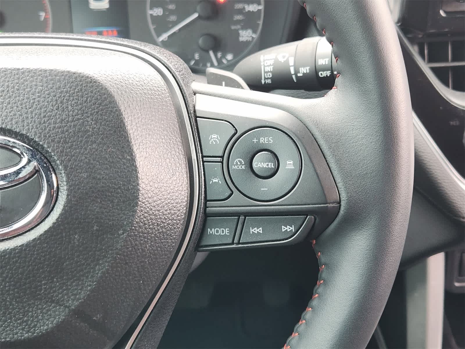 Thumbnail: 2025 Toyota Corolla Cross - 28