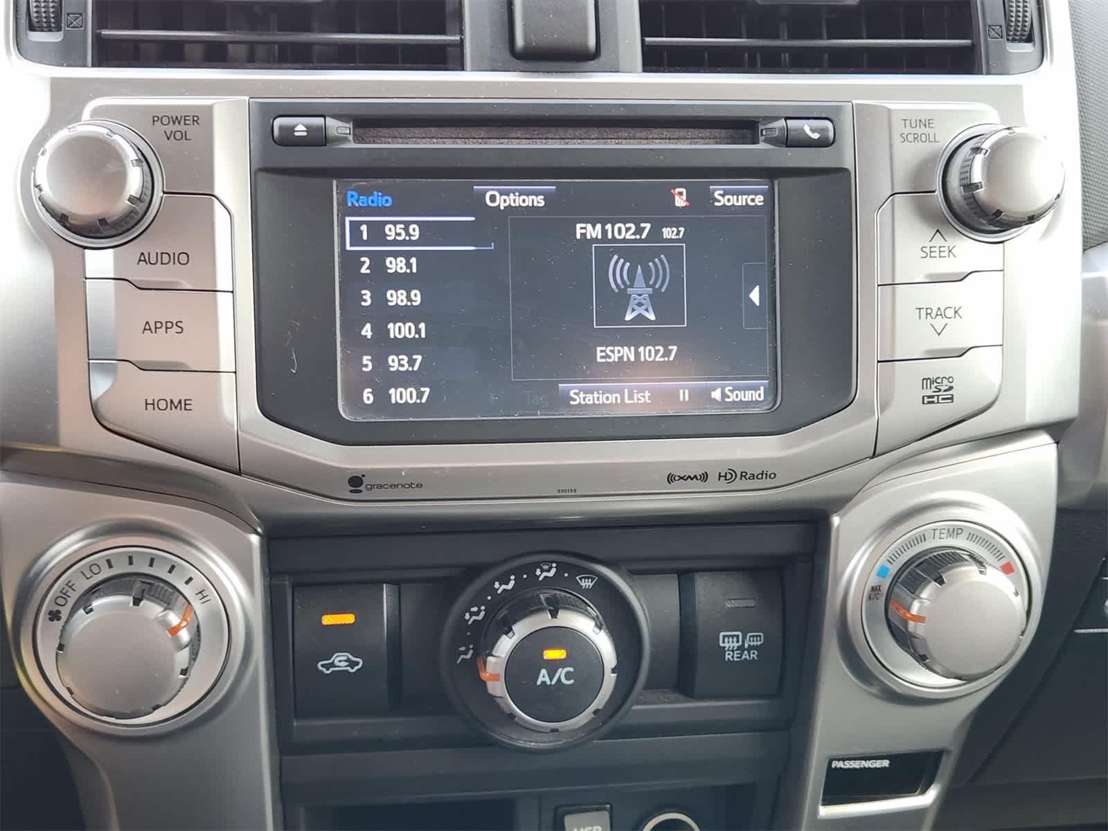2016 Toyota 4Runner SR5 18
