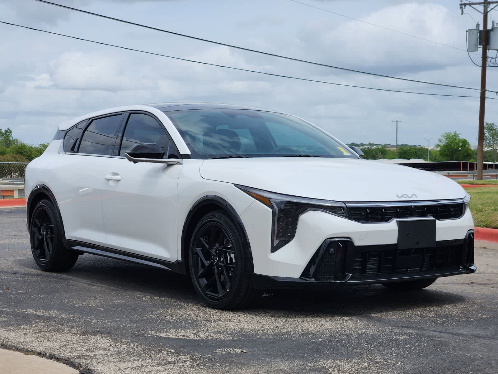 Thumbnail: 2026 Kia K4 - 3