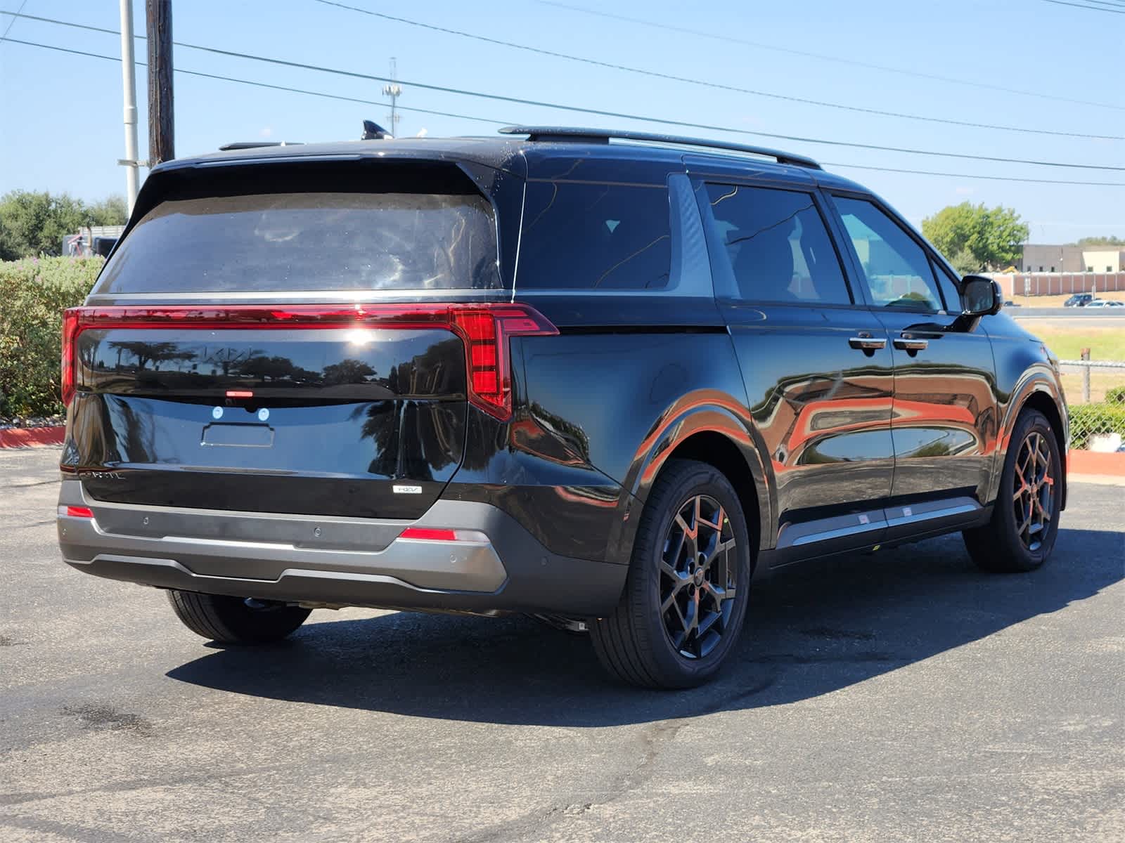 Thumbnail: 2026 Kia Carnival - 4