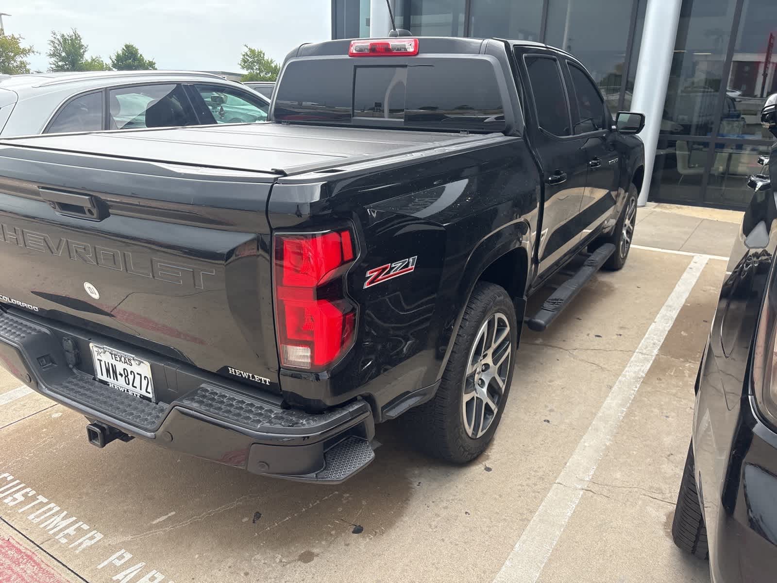 Thumbnail: 2023 Chevrolet Colorado - 6