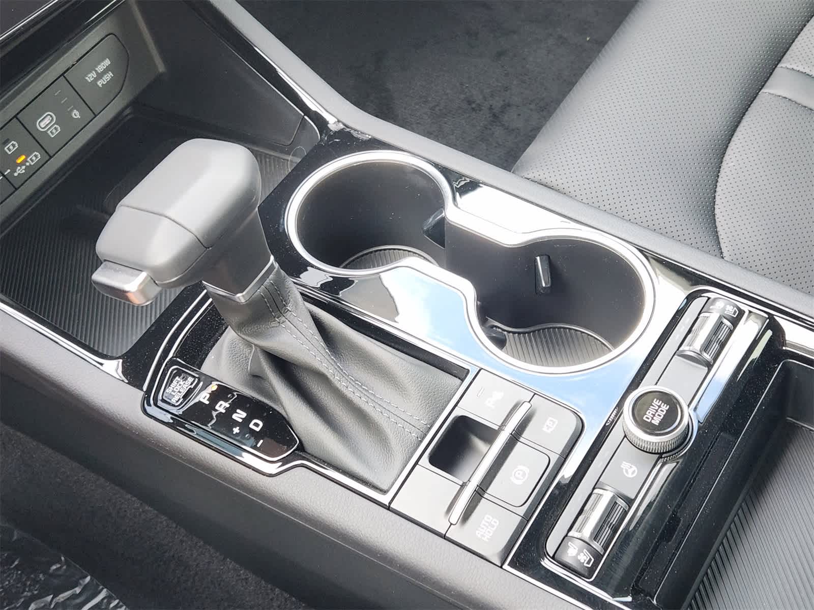 Thumbnail: 2026 Kia K5 - 16