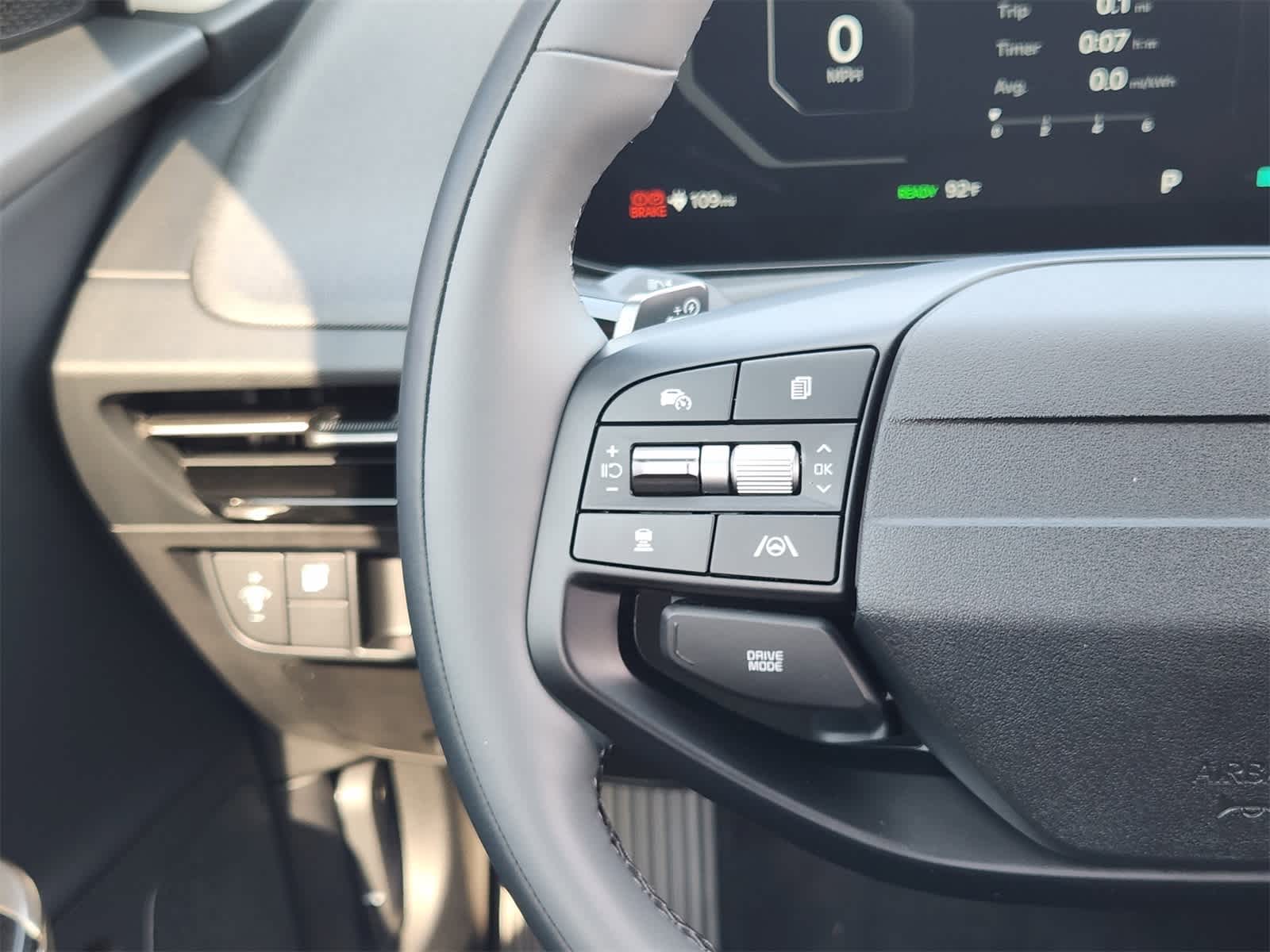 Thumbnail: 2025 Kia EV6 - 25