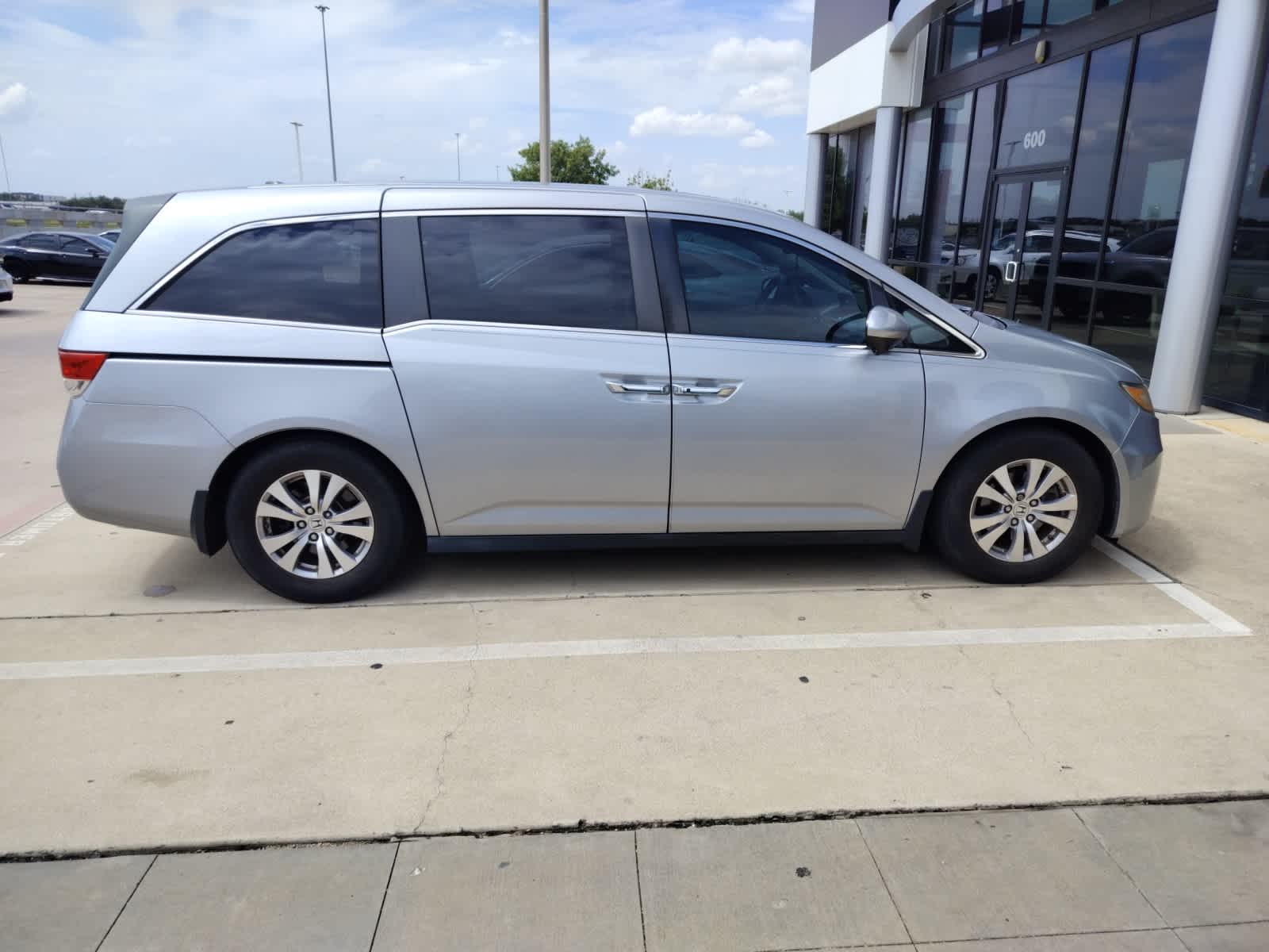 Thumbnail: 2016 Honda Odyssey - 3