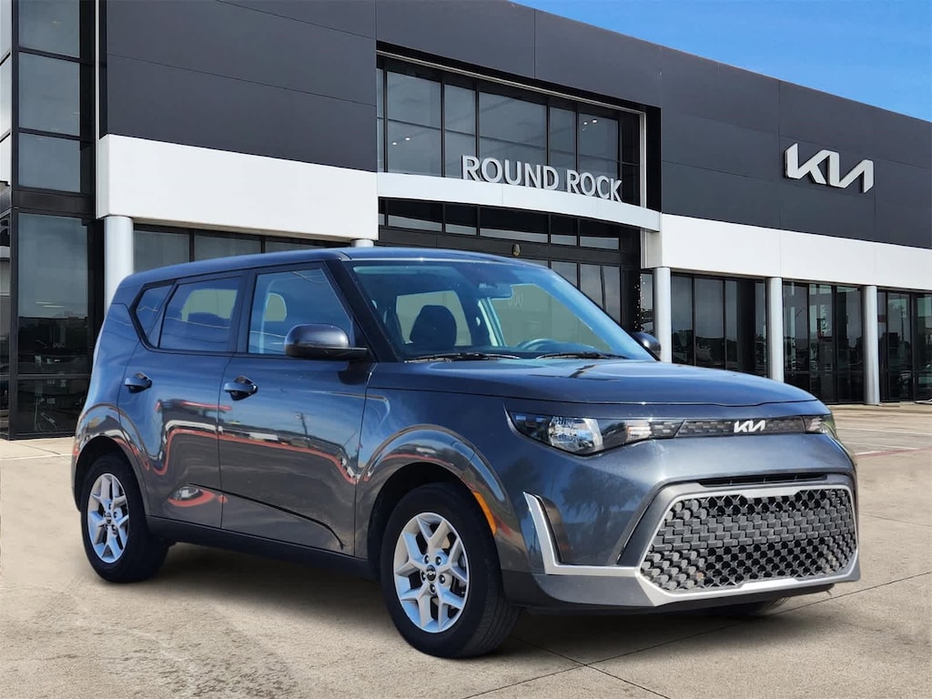 Certified 2024 Kia Soul LX Hatchback