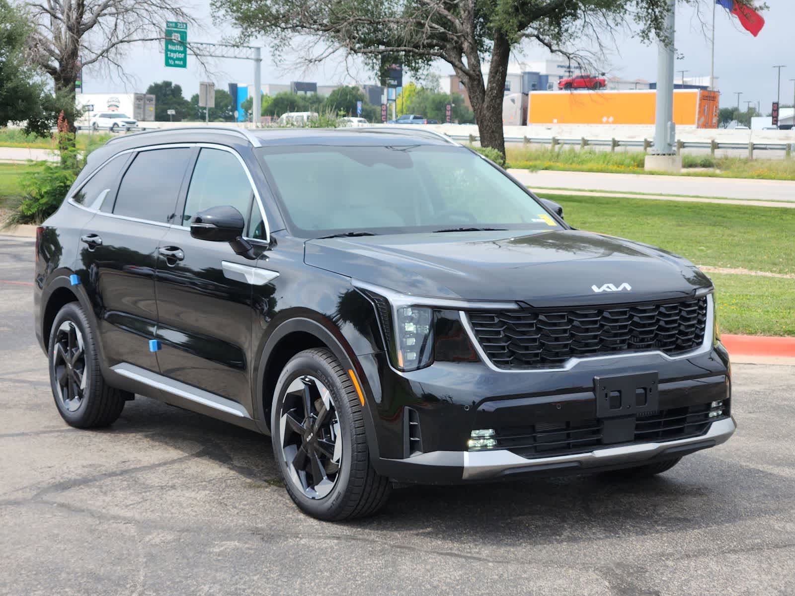 Thumbnail: 2026 Kia Sorento - 3