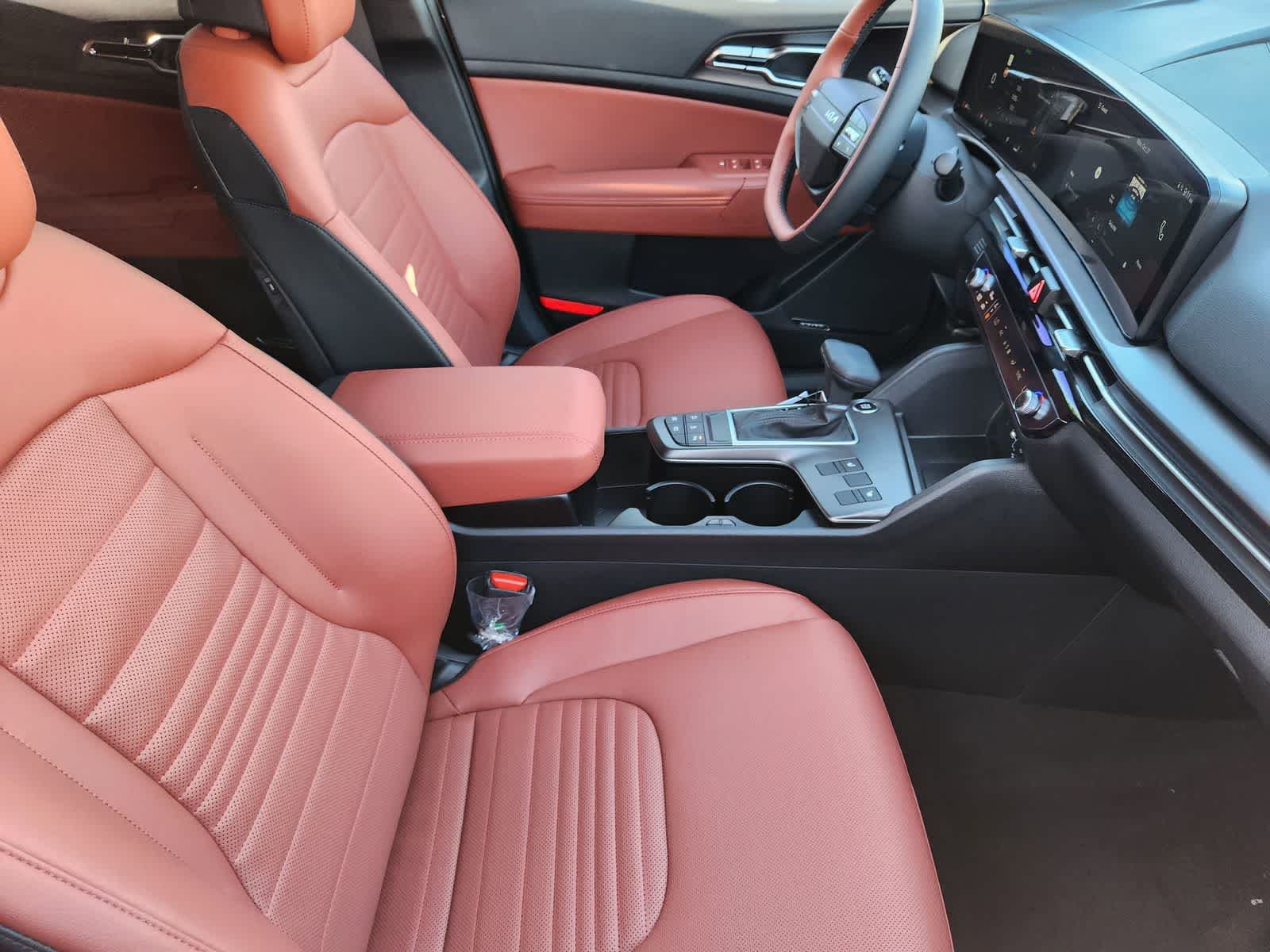 Thumbnail: 2026 Kia Sportage - 12